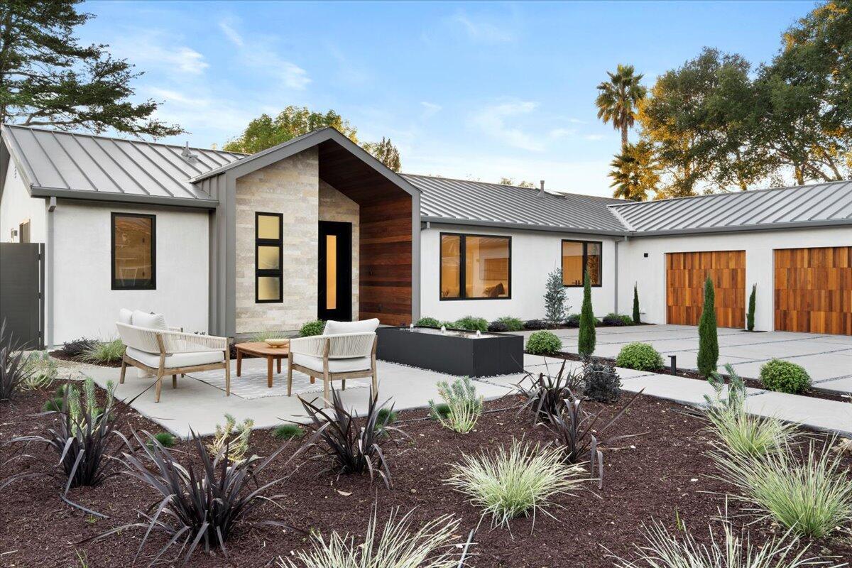 5513 Camino Cerralvo