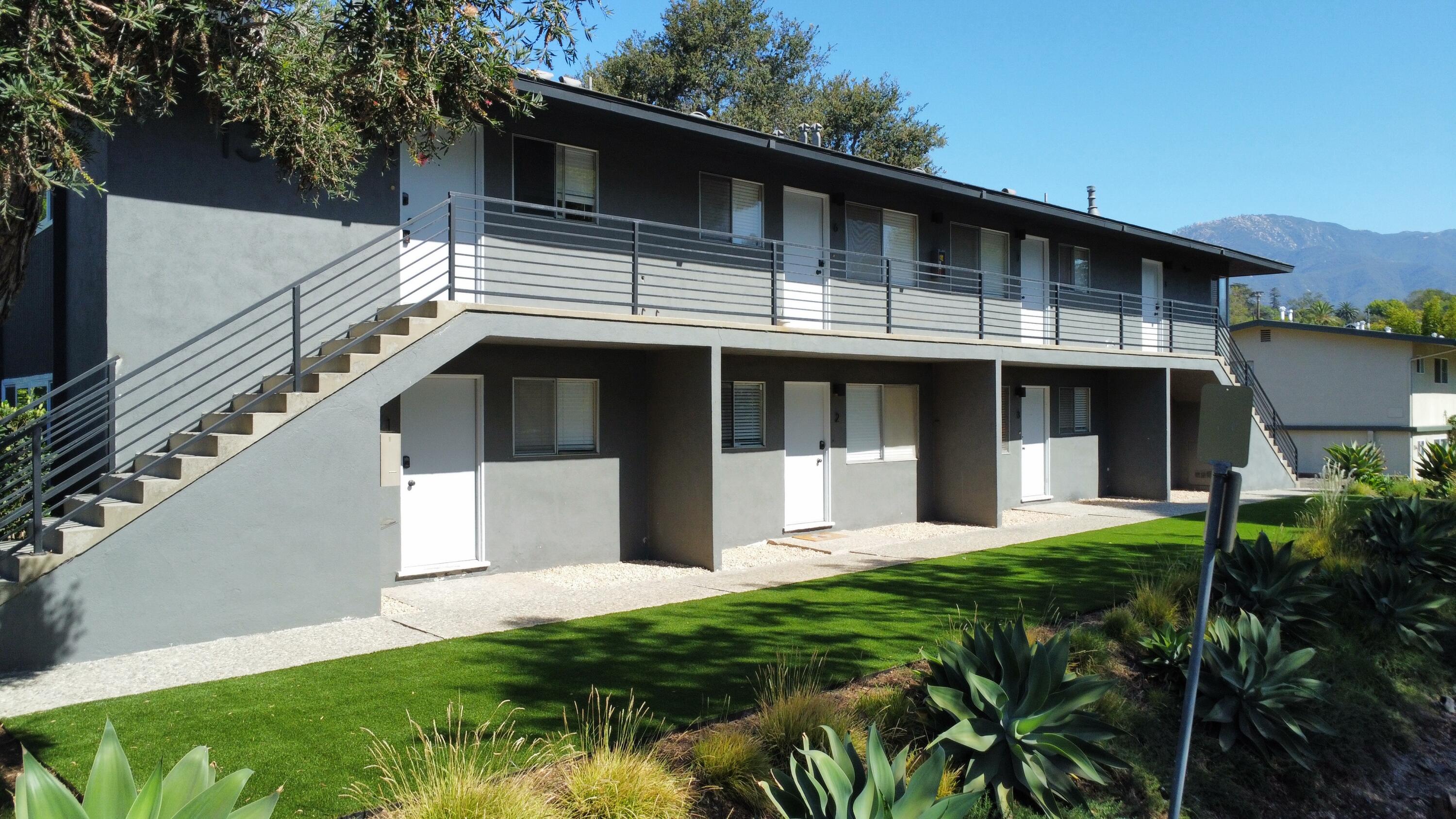 130 W Padre Street