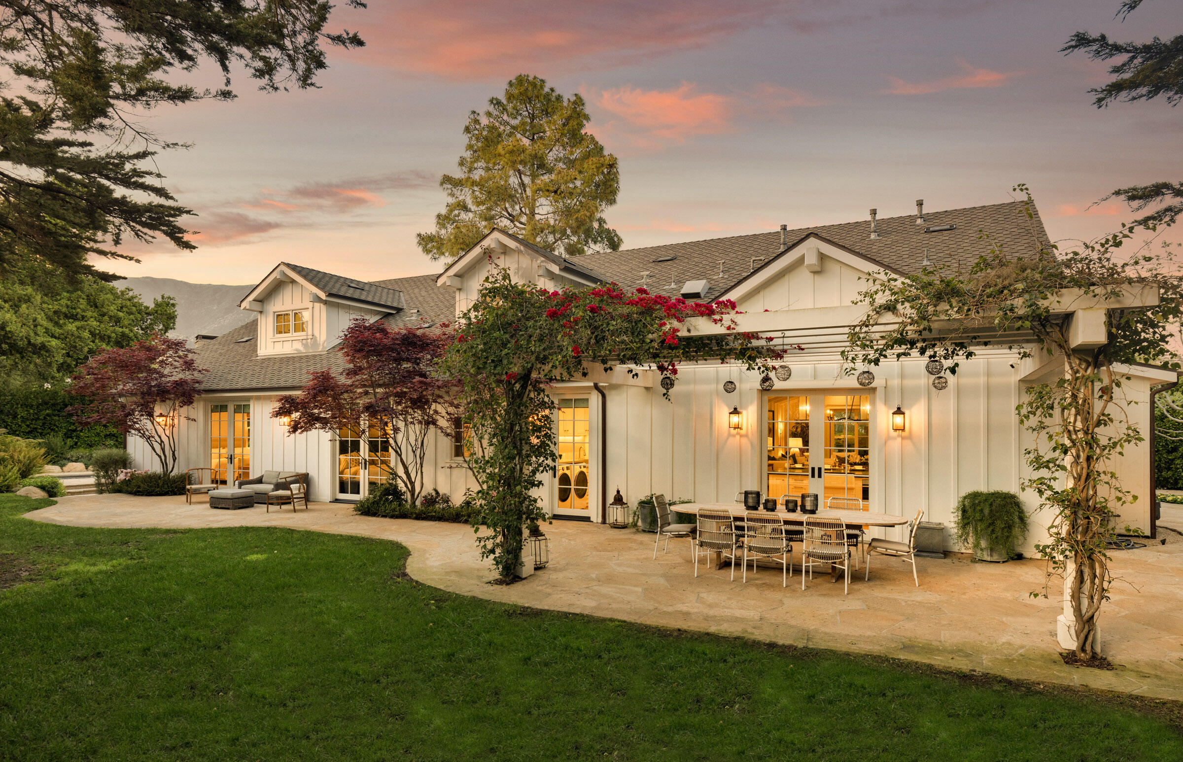 Montecito, California 93108, United States, 5 Bedrooms Bedrooms, ,6 BathroomsBathrooms,Residential,Active,109584