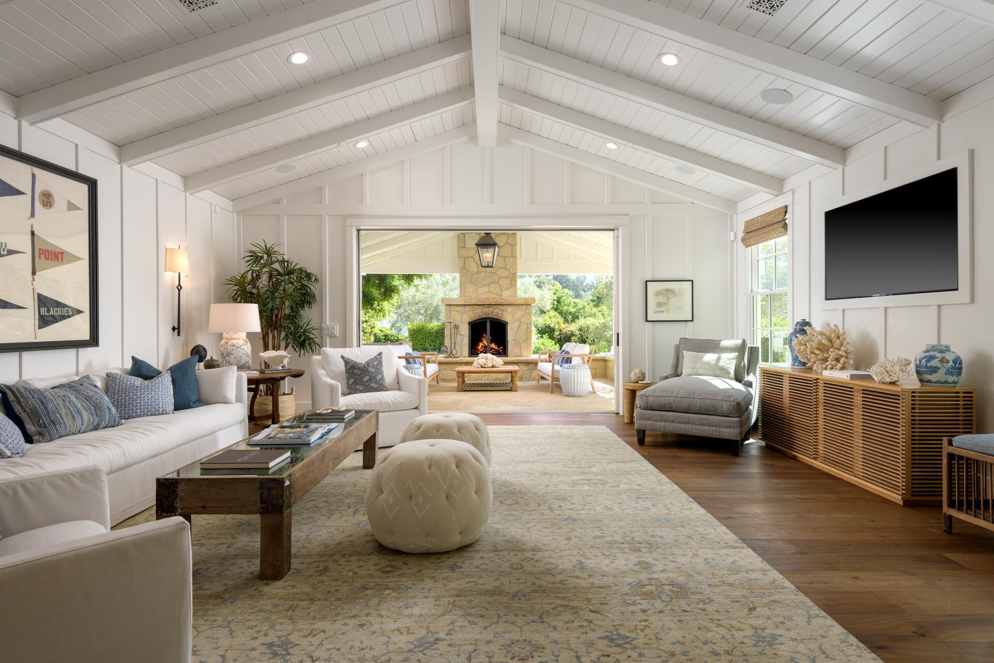 Montecito, California 93108, United States, 5 Bedrooms Bedrooms, ,6 BathroomsBathrooms,Residential,Active,109584