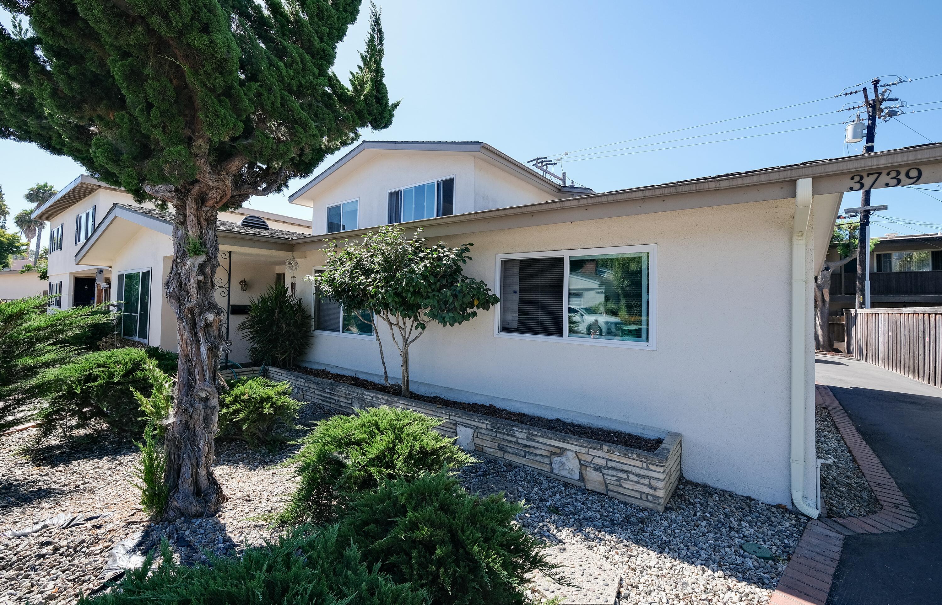 3737-3739 San Remo Drive