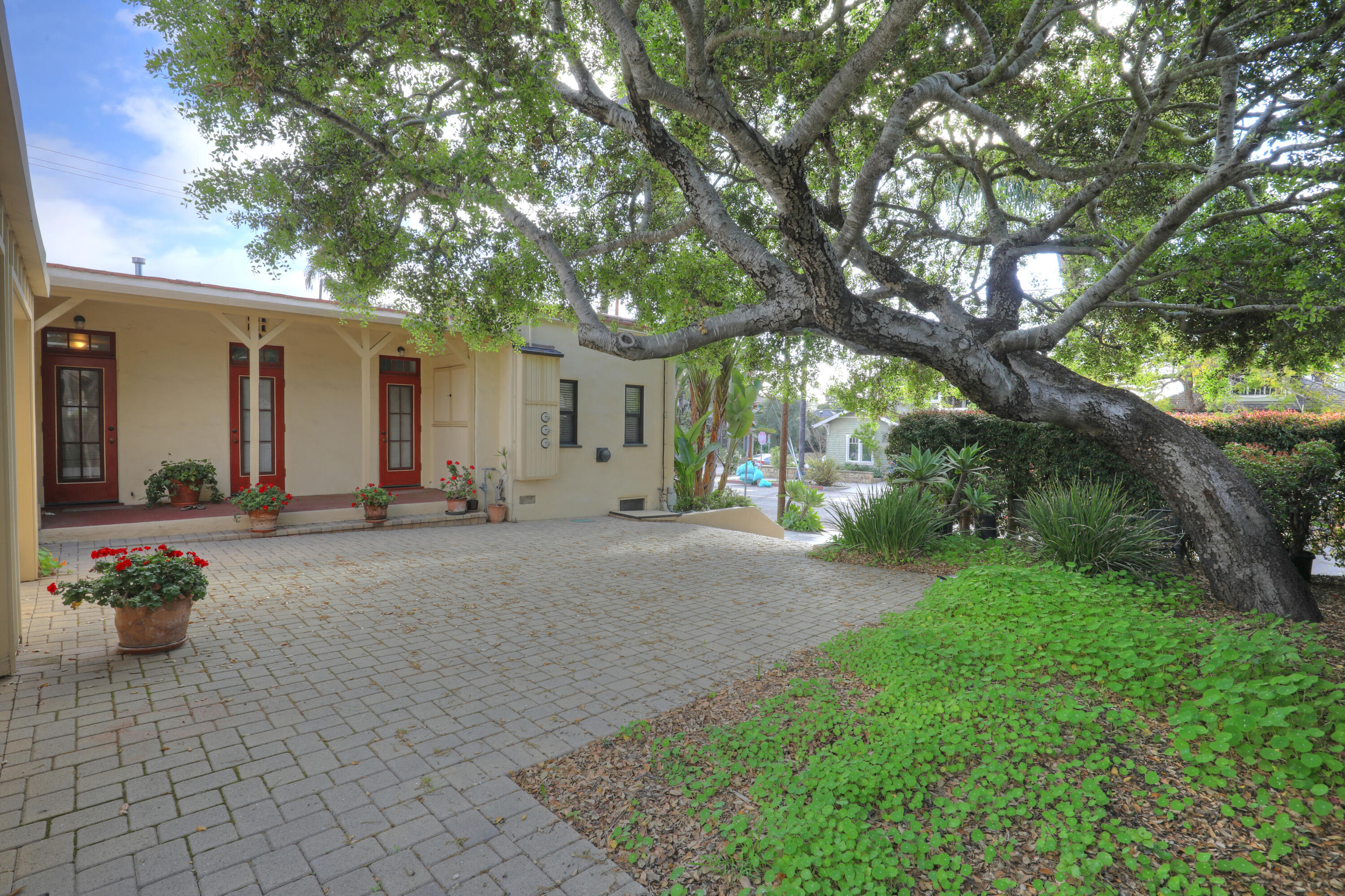 Santa Barbara, California 93101, United States, ,Residential,Active,101038