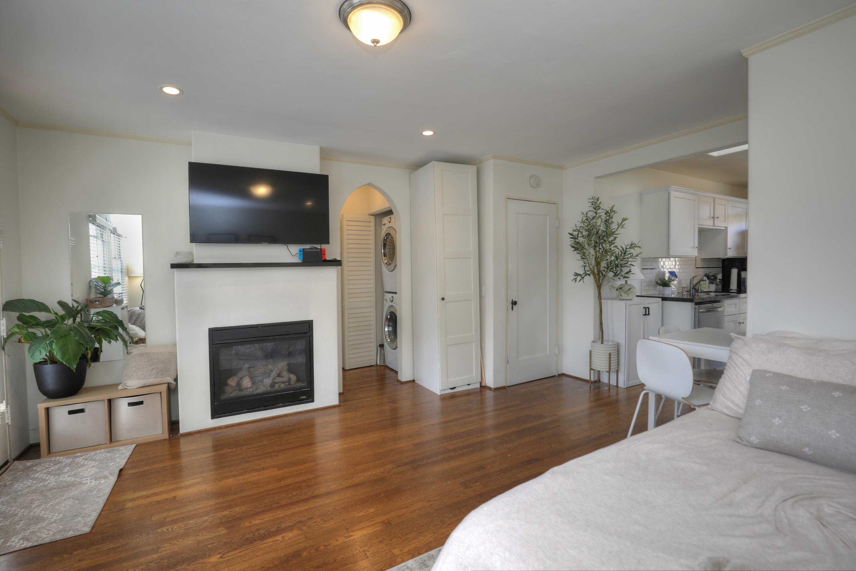 Santa Barbara, California 93101, United States, ,Residential,Active,101038