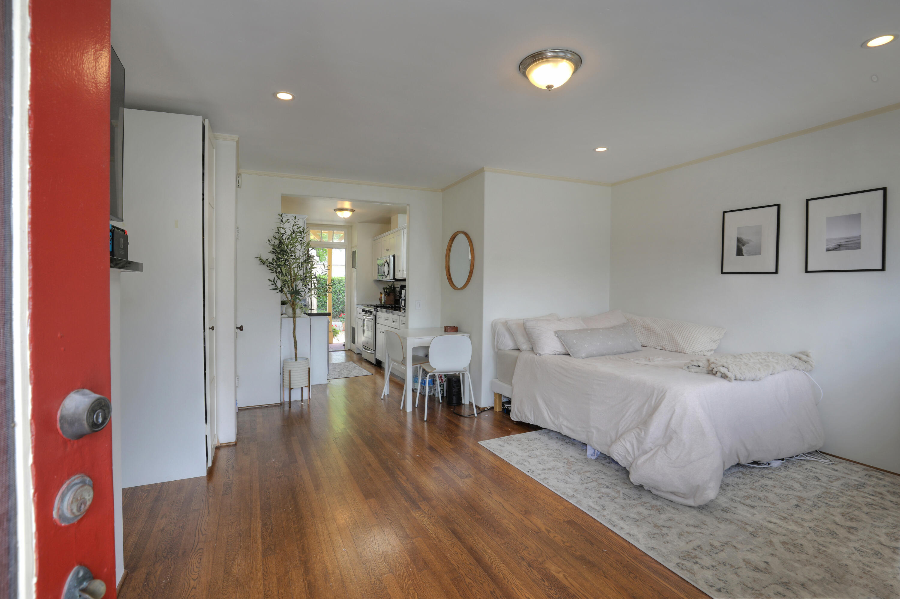 Santa Barbara, California 93101, United States, ,Residential,Active,101038