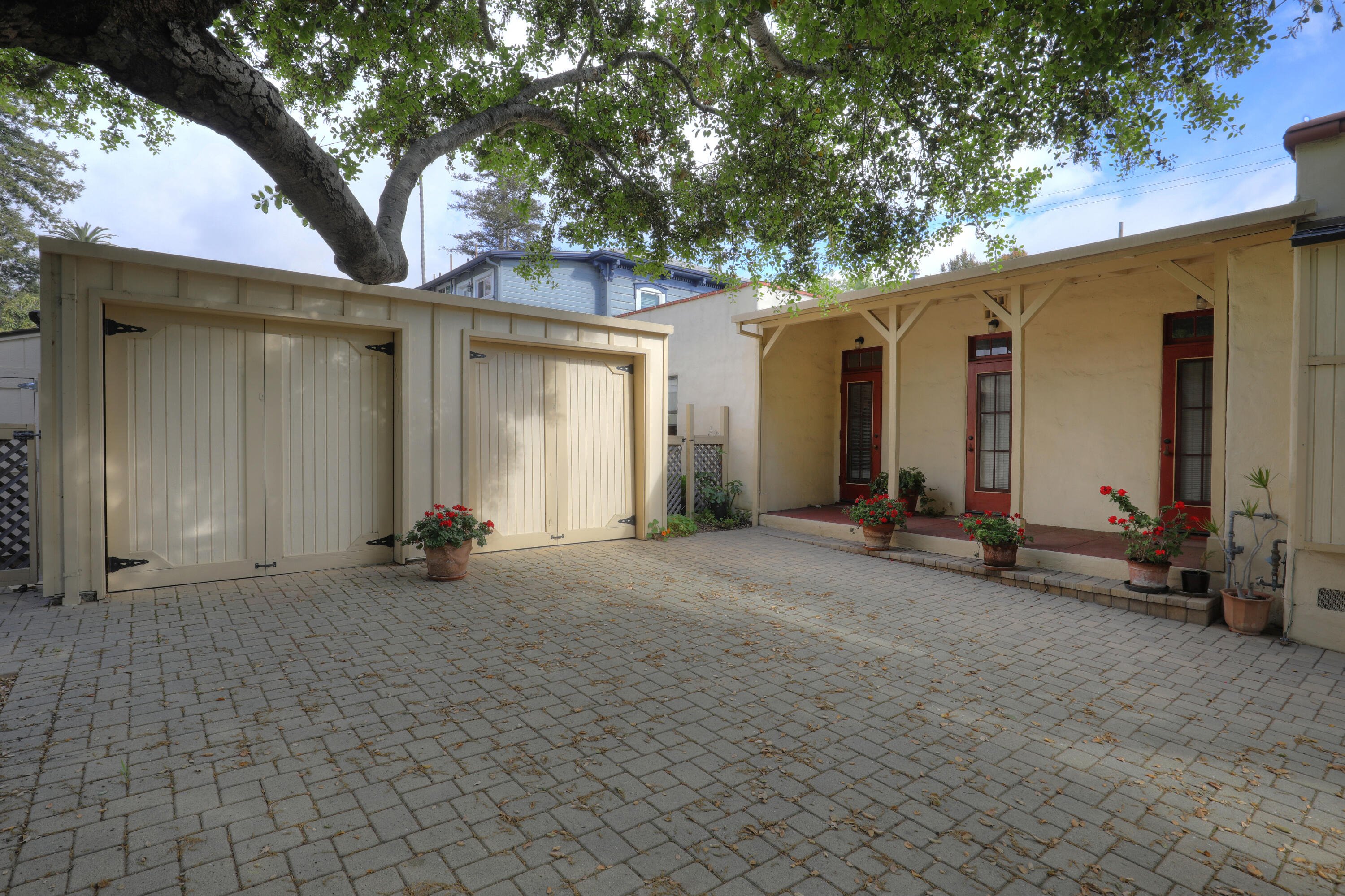 Santa Barbara, California 93101, United States, ,Residential,Active,101038