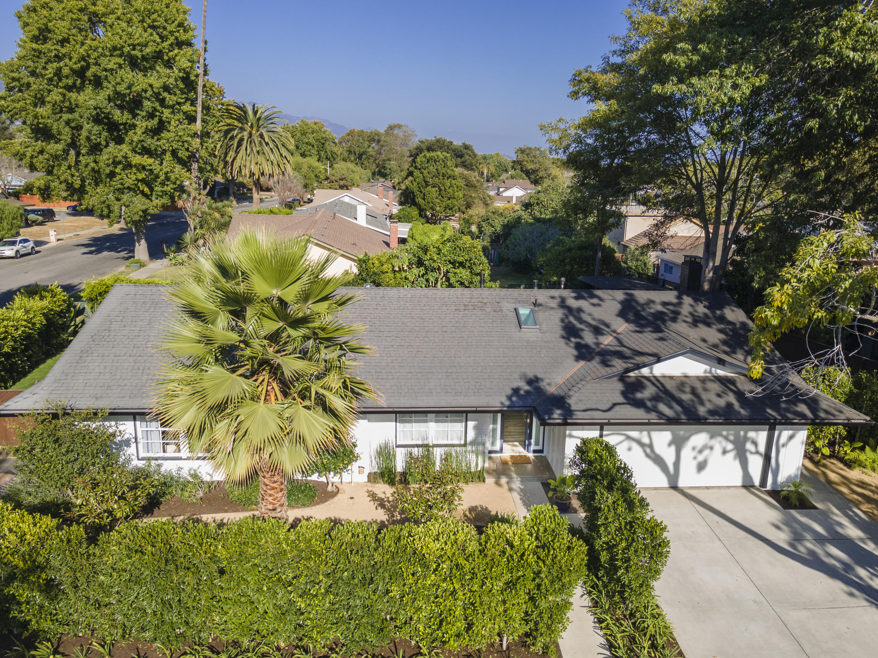 Goleta, California 93117, United States, 4 Bedrooms Bedrooms, ,2 BathroomsBathrooms,Residential,Active,216347