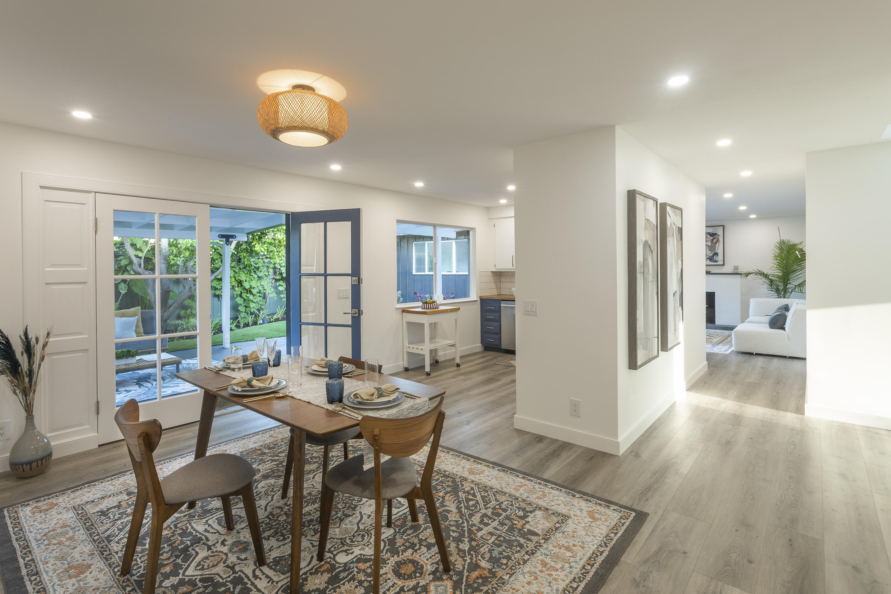 Goleta, California 93117, United States, 4 Bedrooms Bedrooms, ,2 BathroomsBathrooms,Residential,Active,216347