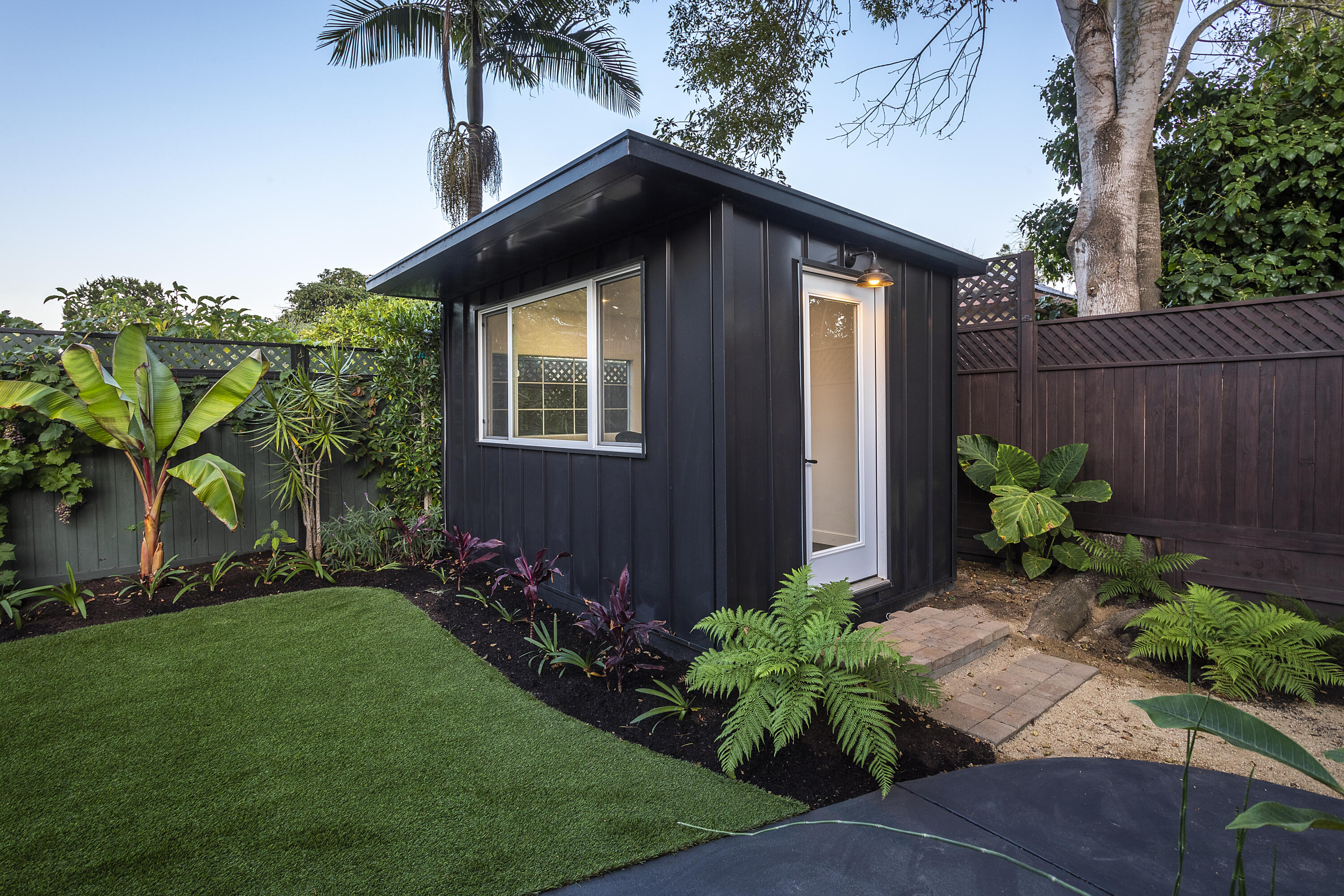 Goleta, California 93117, United States, 4 Bedrooms Bedrooms, ,2 BathroomsBathrooms,Residential,Active,216347