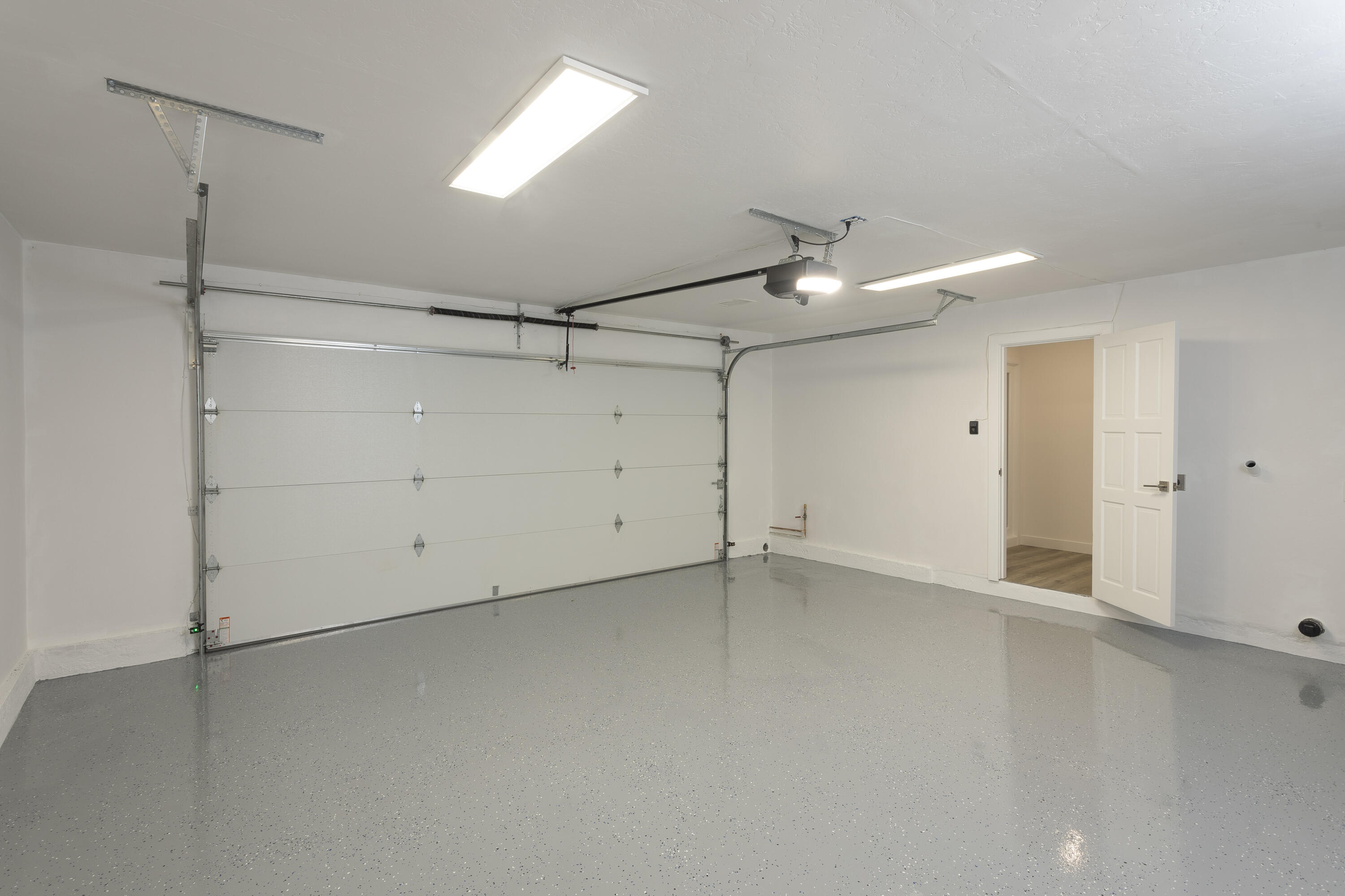 Goleta, California 93117, United States, 4 Bedrooms Bedrooms, ,2 BathroomsBathrooms,Residential,Active,216347