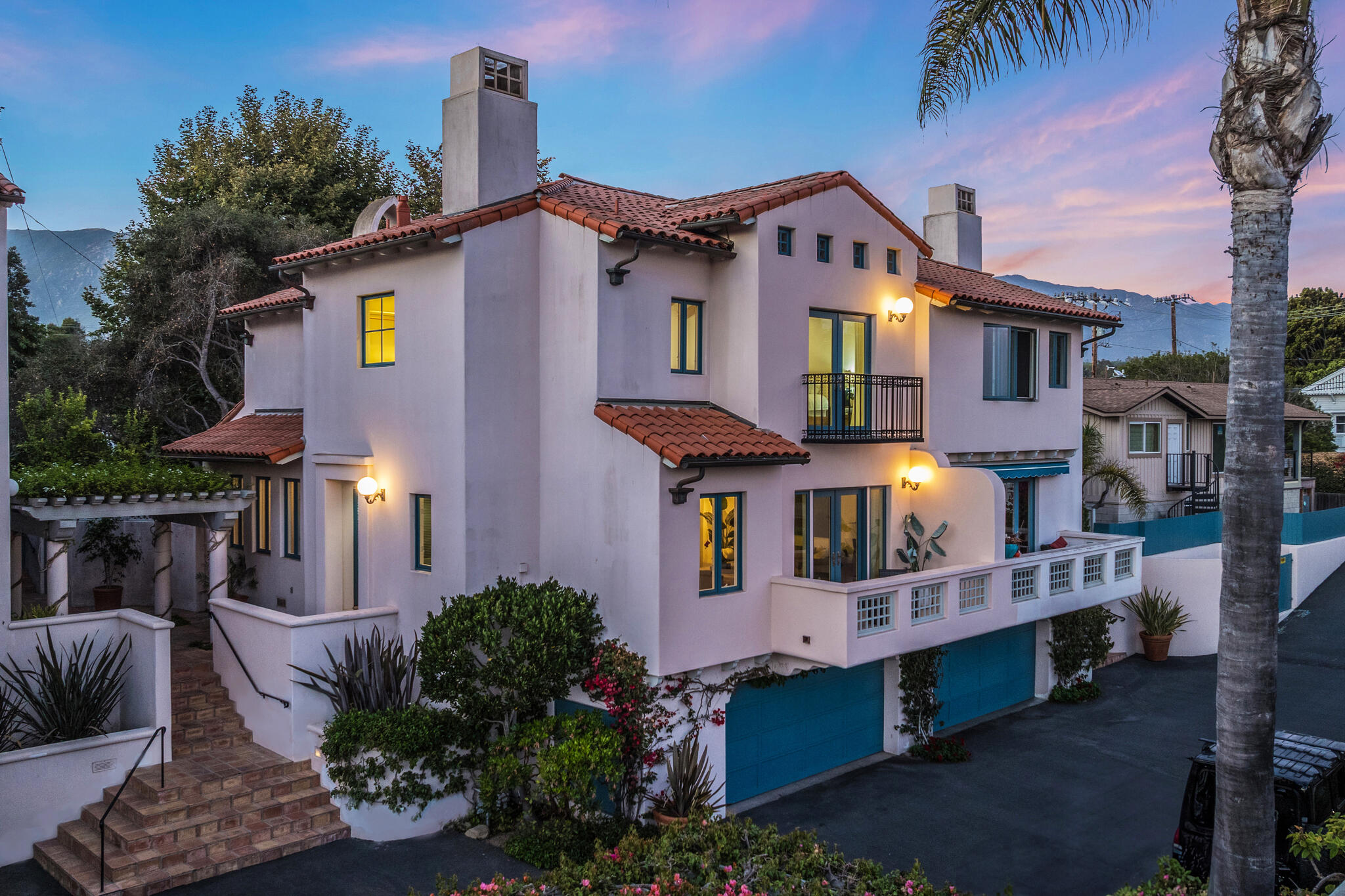 1647 Posilipo Lane B