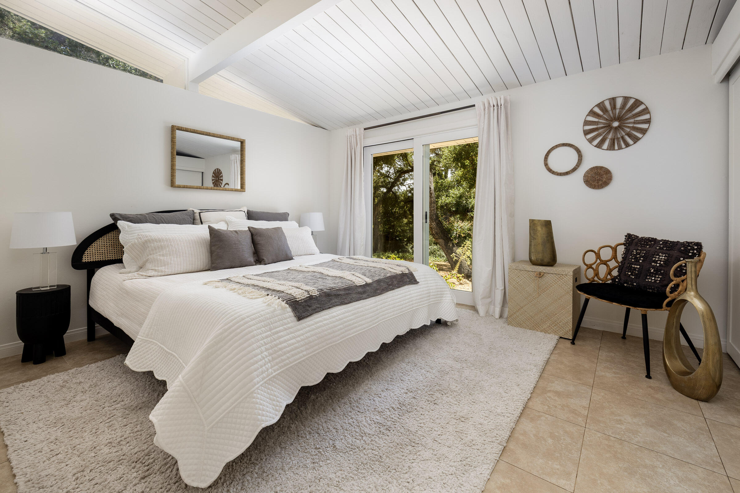 Santa Barbara, California 93108, United States, 3 Bedrooms Bedrooms, ,1 BathroomBathrooms,Residential,Active,181632