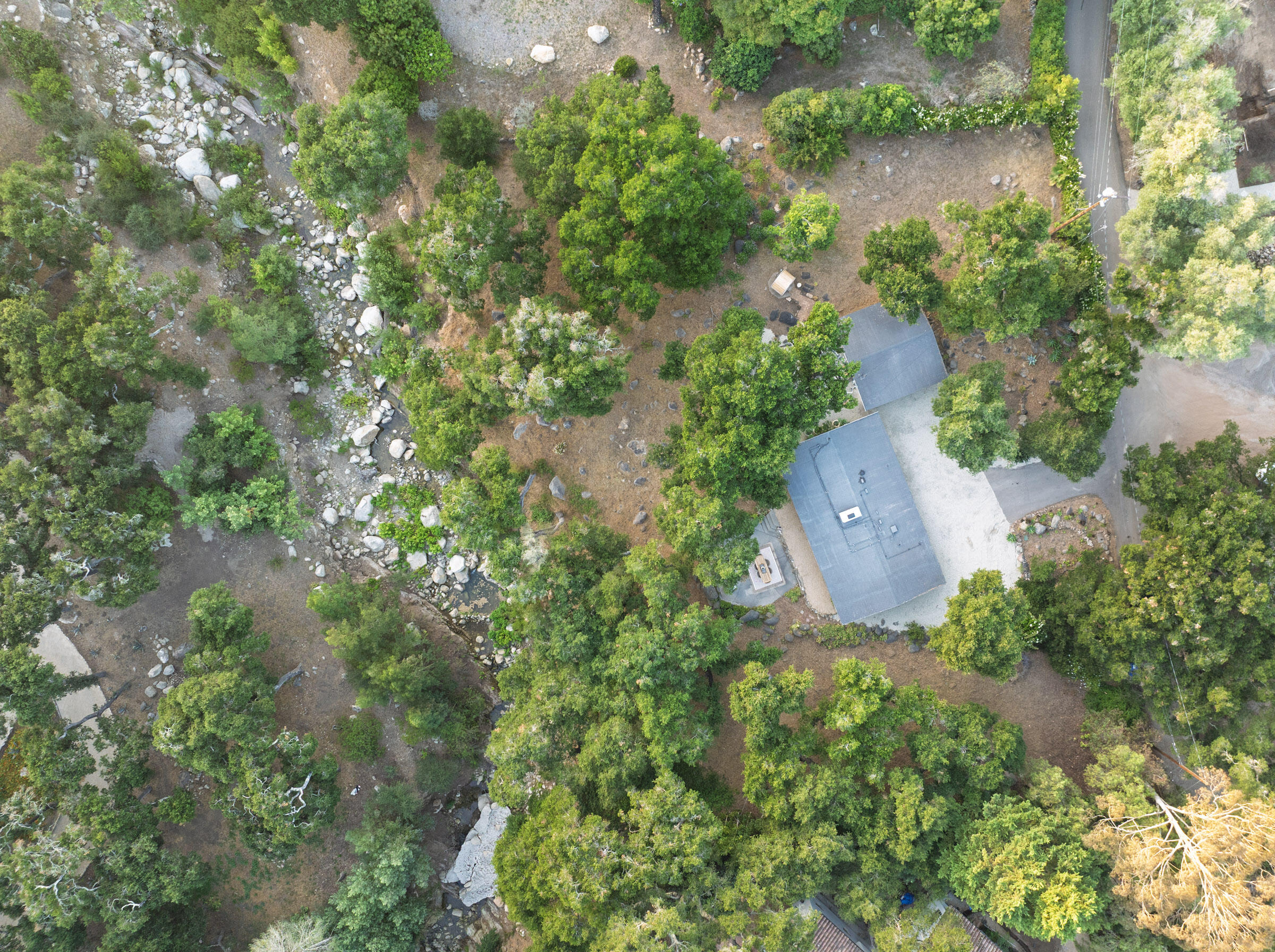 Santa Barbara, California 93108, United States, 3 Bedrooms Bedrooms, ,1 BathroomBathrooms,Residential,Active,181632