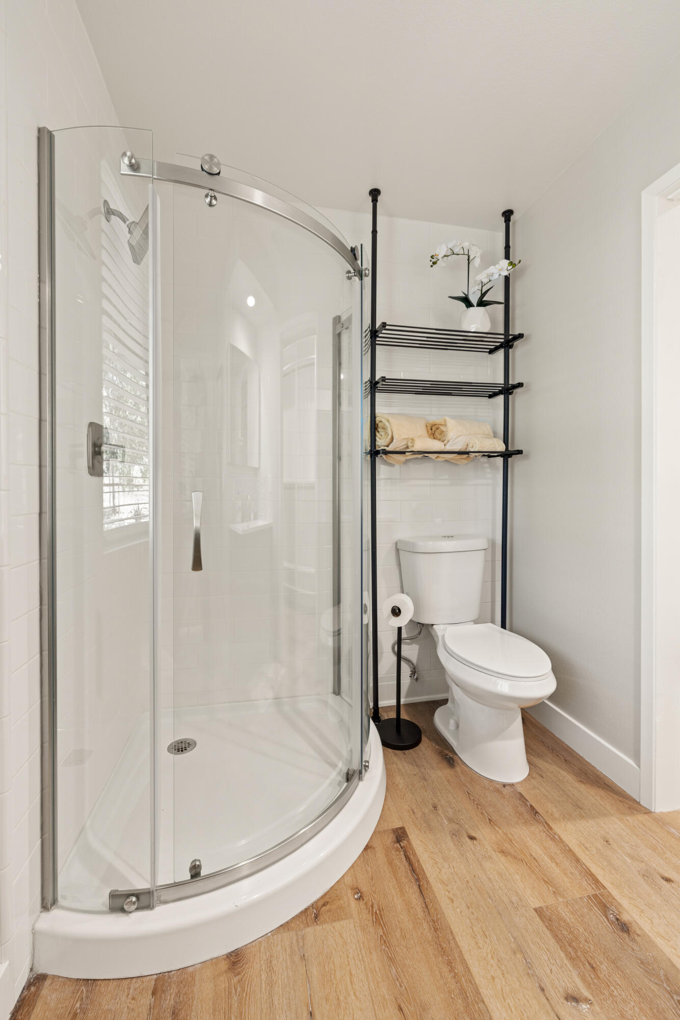 Solvang, California 93463, United States, 3 Bedrooms Bedrooms, ,2 BathroomsBathrooms,Residential,Active,77578