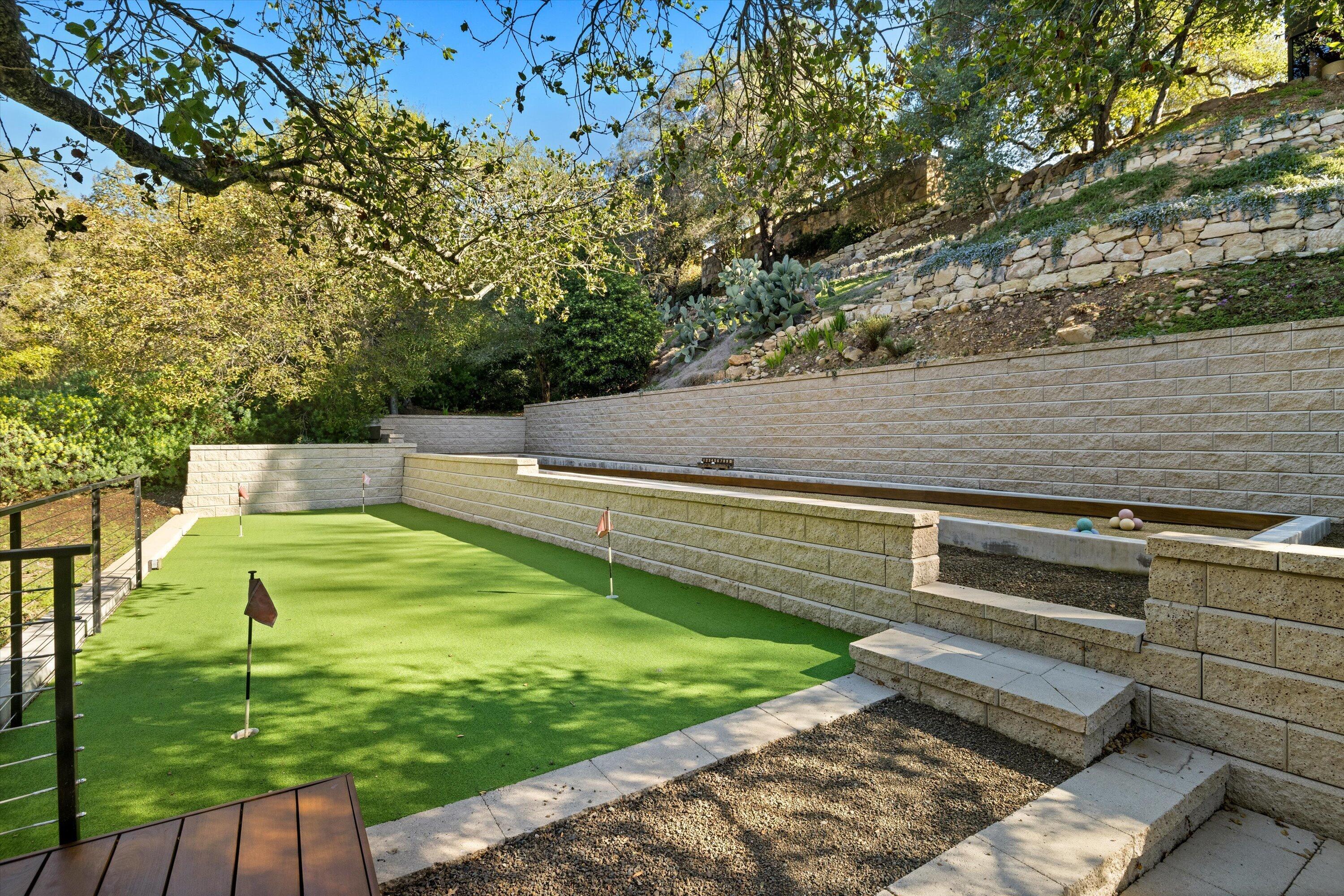 Santa Barbara, California 93103, United States, 3 Bedrooms Bedrooms, ,4 BathroomsBathrooms,Residential,Active,90603