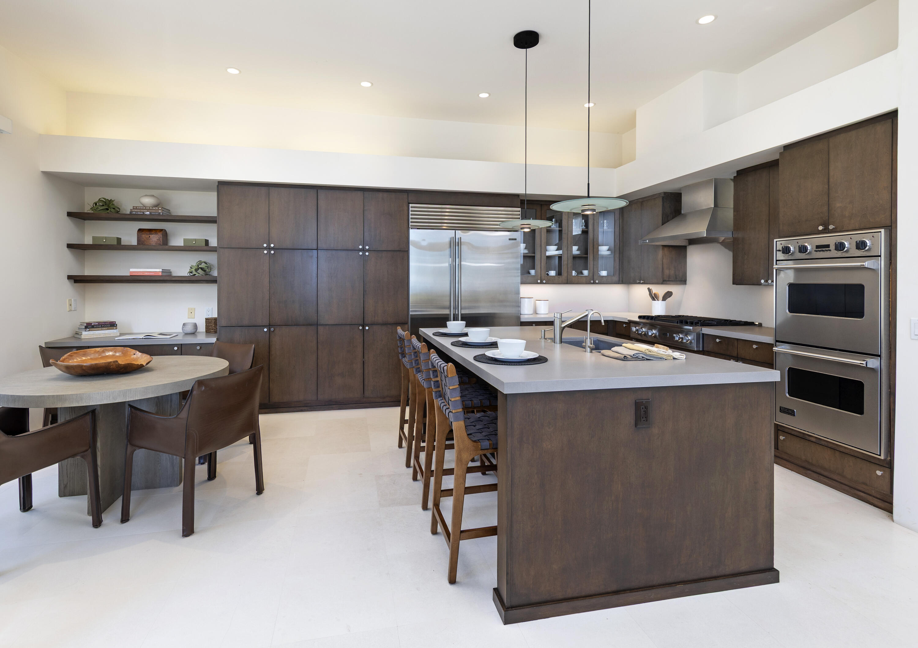 Montecito, California 93108, United States, 4 Bedrooms Bedrooms, ,4 BathroomsBathrooms,Residential,Active,152131