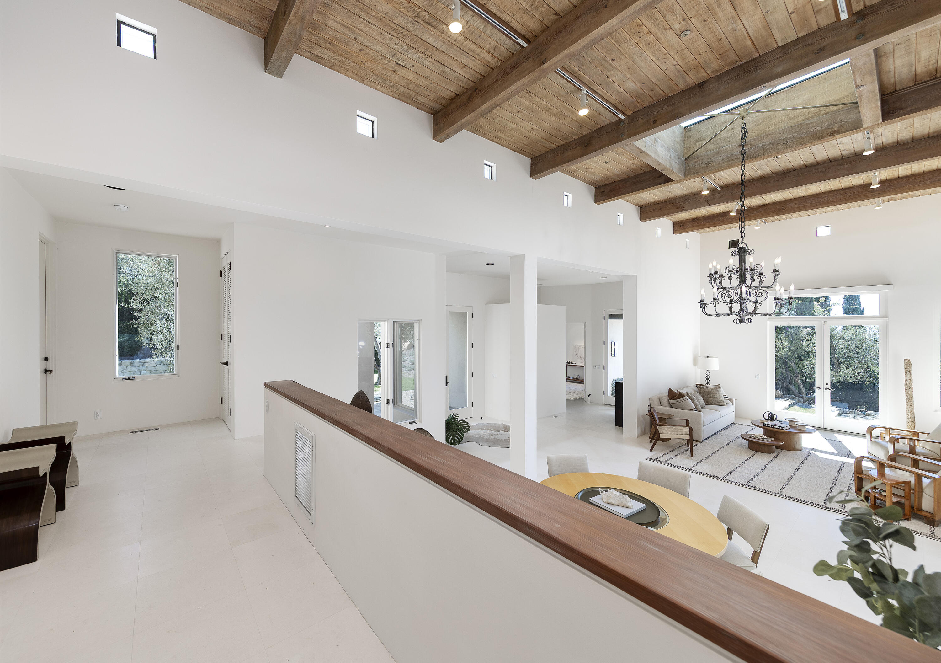 Montecito, California 93108, United States, 4 Bedrooms Bedrooms, ,4 BathroomsBathrooms,Residential,Active,152131