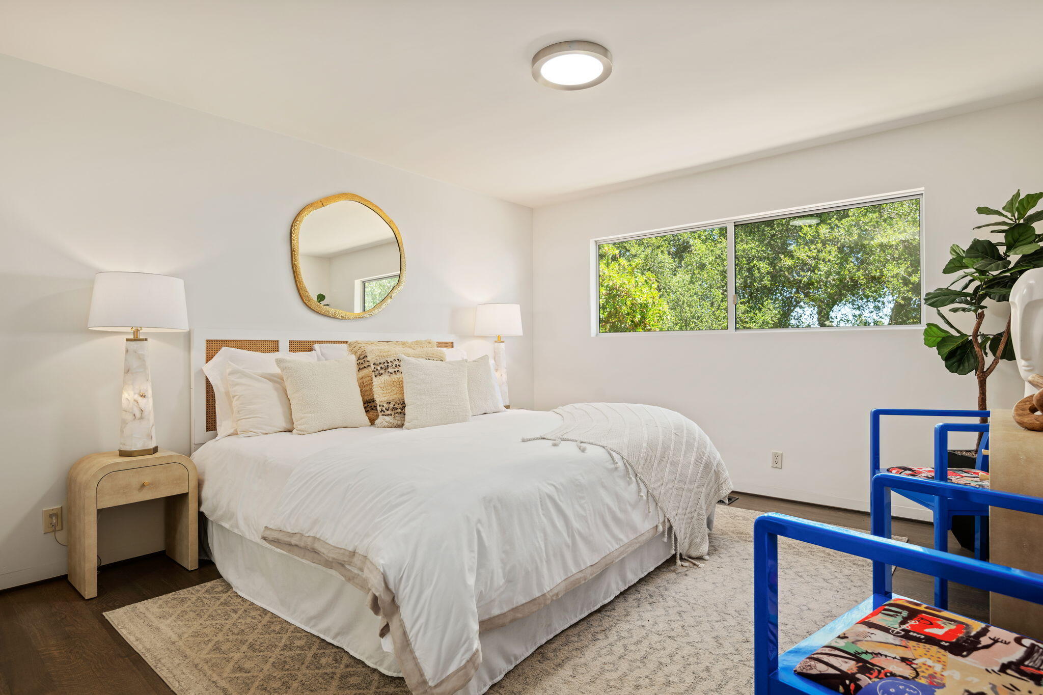 Santa Barbara, California 93105, United States, 2 Bedrooms Bedrooms, ,2 BathroomsBathrooms,Residential,Active,166372