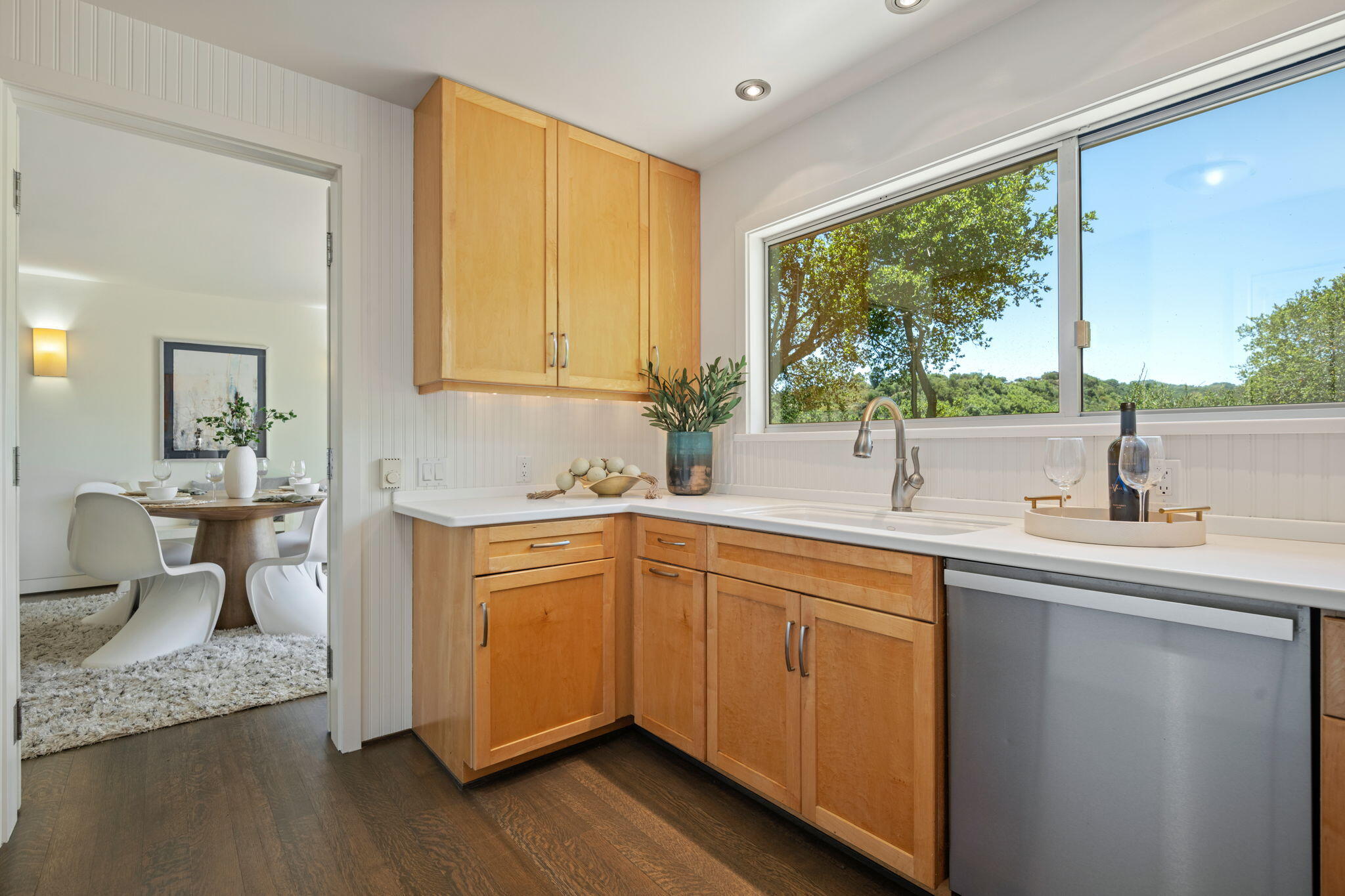 Santa Barbara, California 93105, United States, 2 Bedrooms Bedrooms, ,2 BathroomsBathrooms,Residential,Active,166372