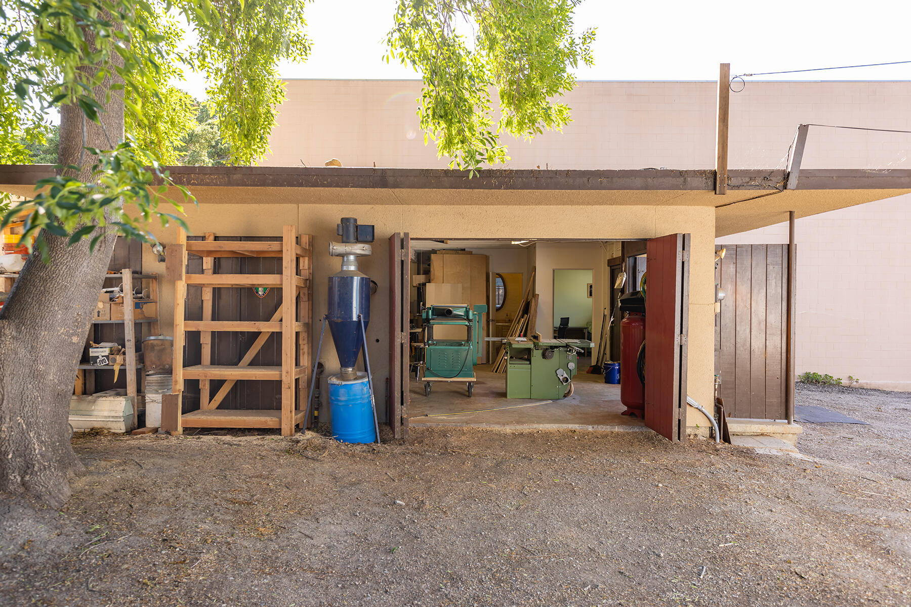 OJAI, California 93023, United States, ,Commercial,Active,72118