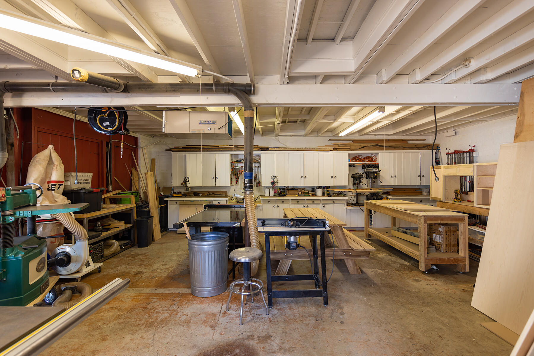 OJAI, California 93023, United States, ,Commercial,Active,72118