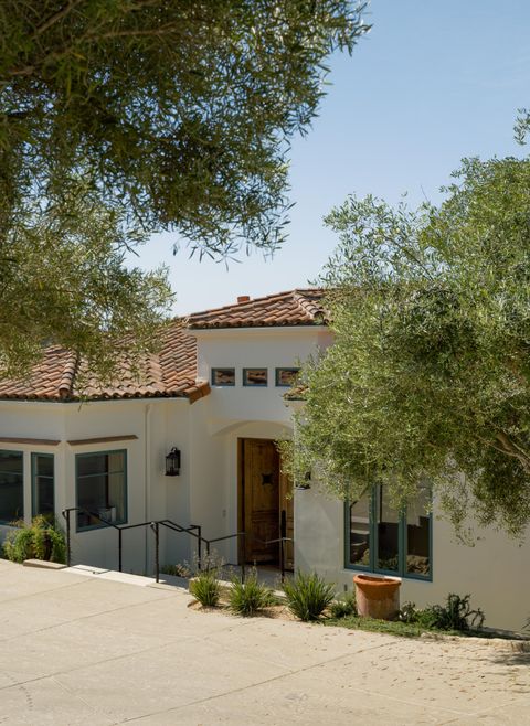 Photo of 2827 Palomino Ridge Lane, SANTA BARBARA, CA 93105 (MLS # 26-1297)