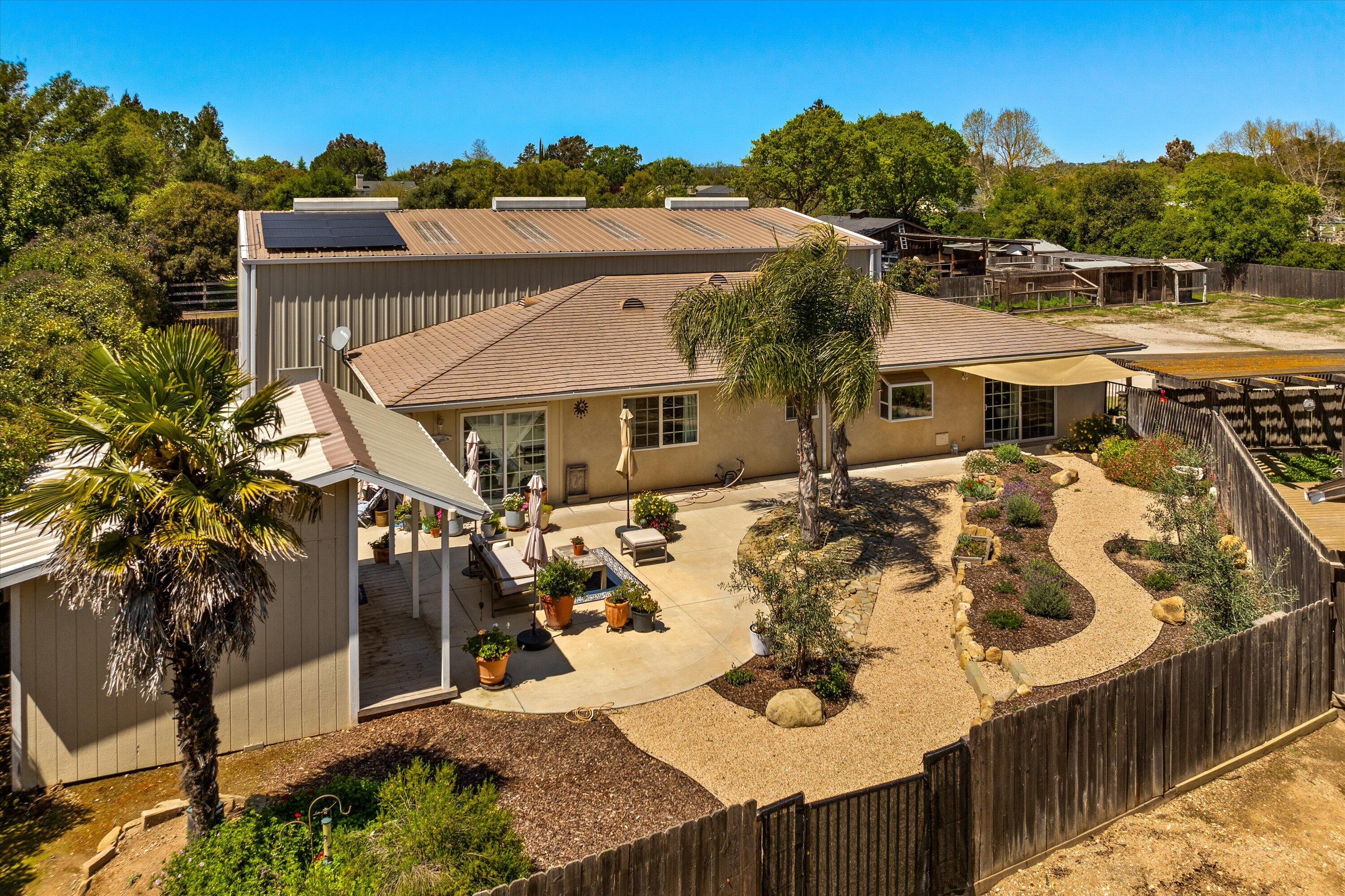 Santa Ynez, California 93460, United States, 3 Bedrooms Bedrooms, ,3 BathroomsBathrooms,Residential,Pending,10497