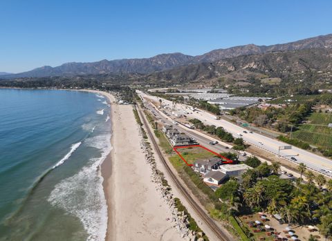 3735 Santa Claus Lane CARPINTERIA CA 93013