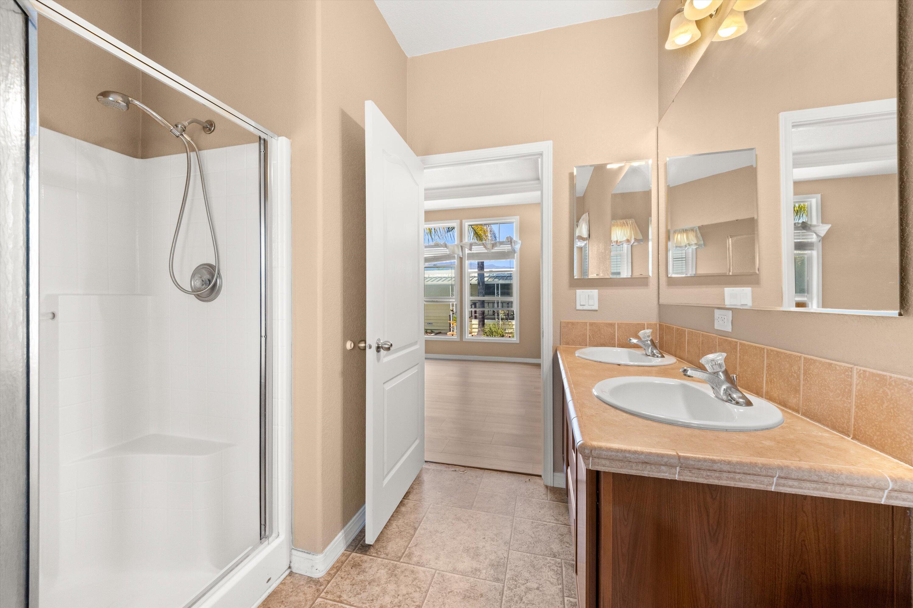 Goleta, California 93117, United States, 2 Bedrooms Bedrooms, ,2 BathroomsBathrooms,Residential,Active,187039