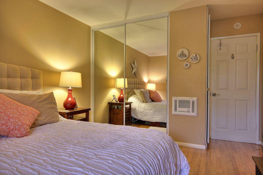 49 Dearborn Place 14