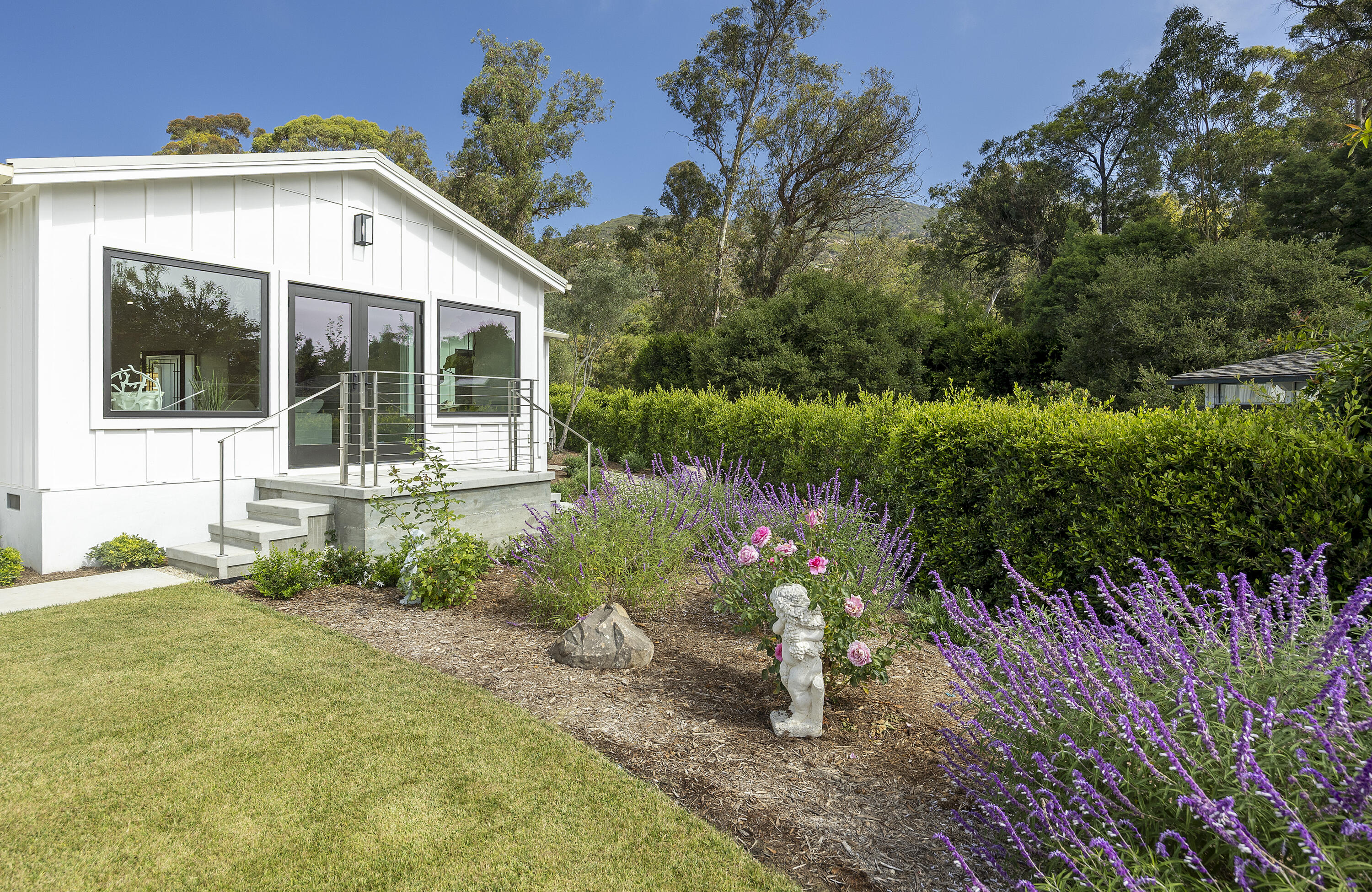 Montecito, California 93108, United States, 3 Bedrooms Bedrooms, ,3 BathroomsBathrooms,Residential,Active,205767