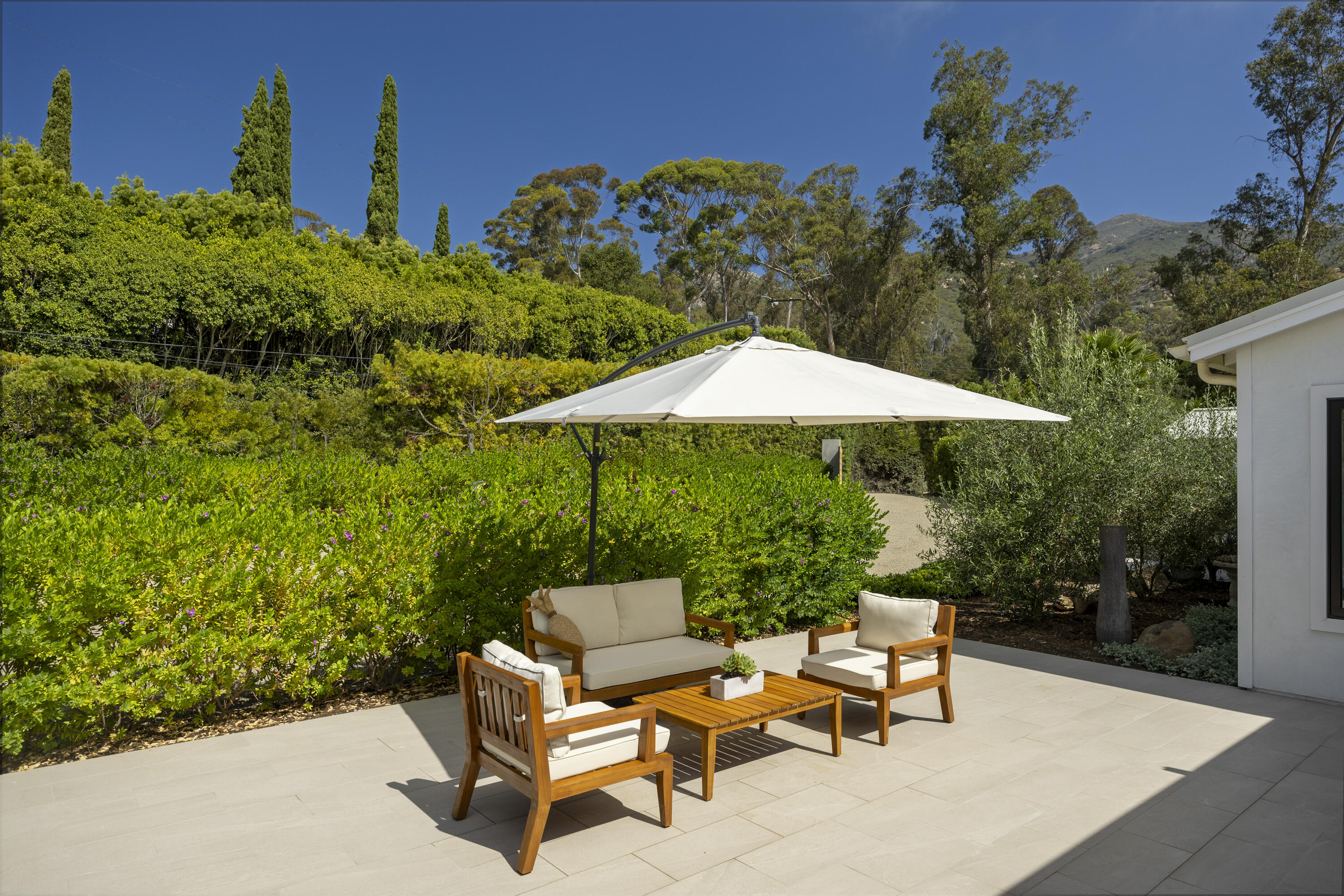 Montecito, California 93108, United States, 3 Bedrooms Bedrooms, ,3 BathroomsBathrooms,Residential,Active,205767