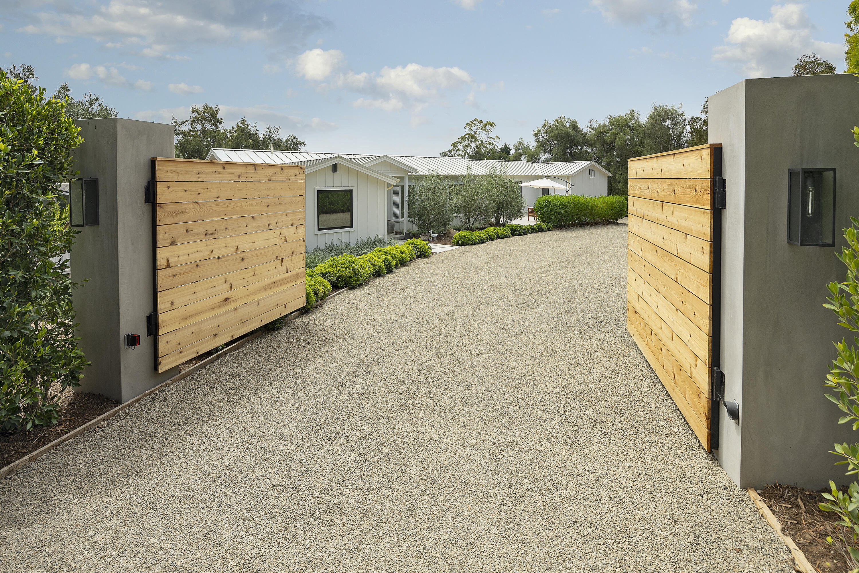 Montecito, California 93108, United States, 3 Bedrooms Bedrooms, ,3 BathroomsBathrooms,Residential,Active,205767 Montecito, California 93108, United States, 3 Bedrooms Bedrooms, ,3 BathroomsBathrooms,Residential,Active,205767