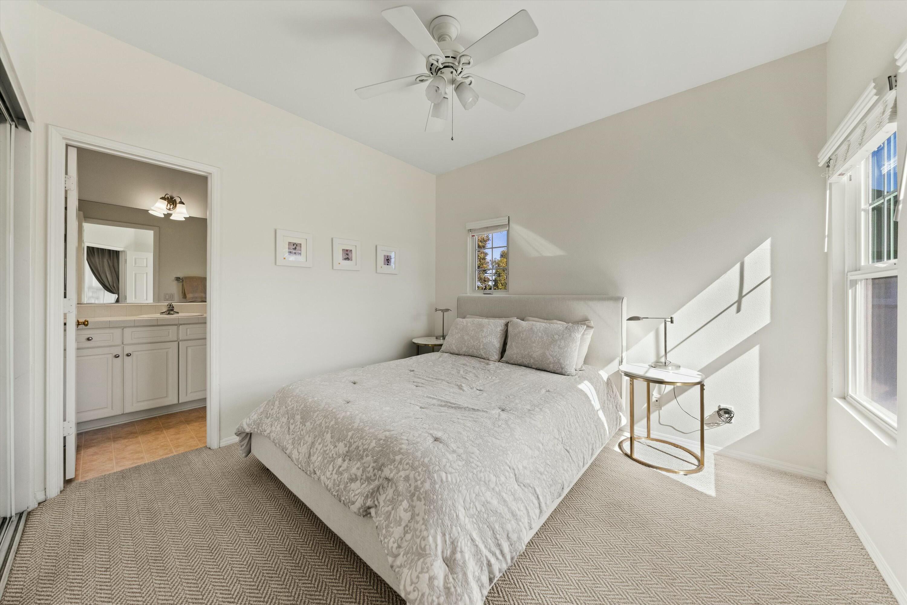 Santa Barbara, California 93101, United States, 2 Bedrooms Bedrooms, ,3 BathroomsBathrooms,Residential,Pending,105596