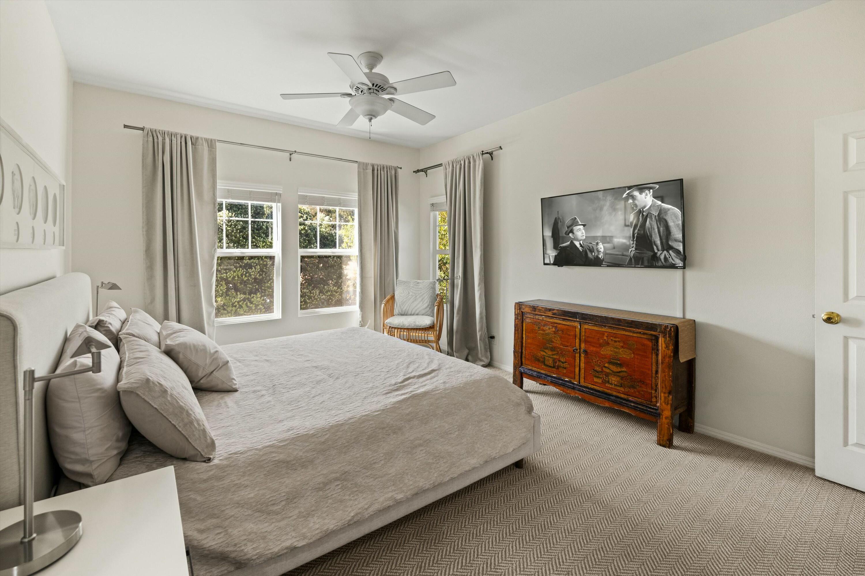 Santa Barbara, California 93101, United States, 2 Bedrooms Bedrooms, ,3 BathroomsBathrooms,Residential,Pending,105596