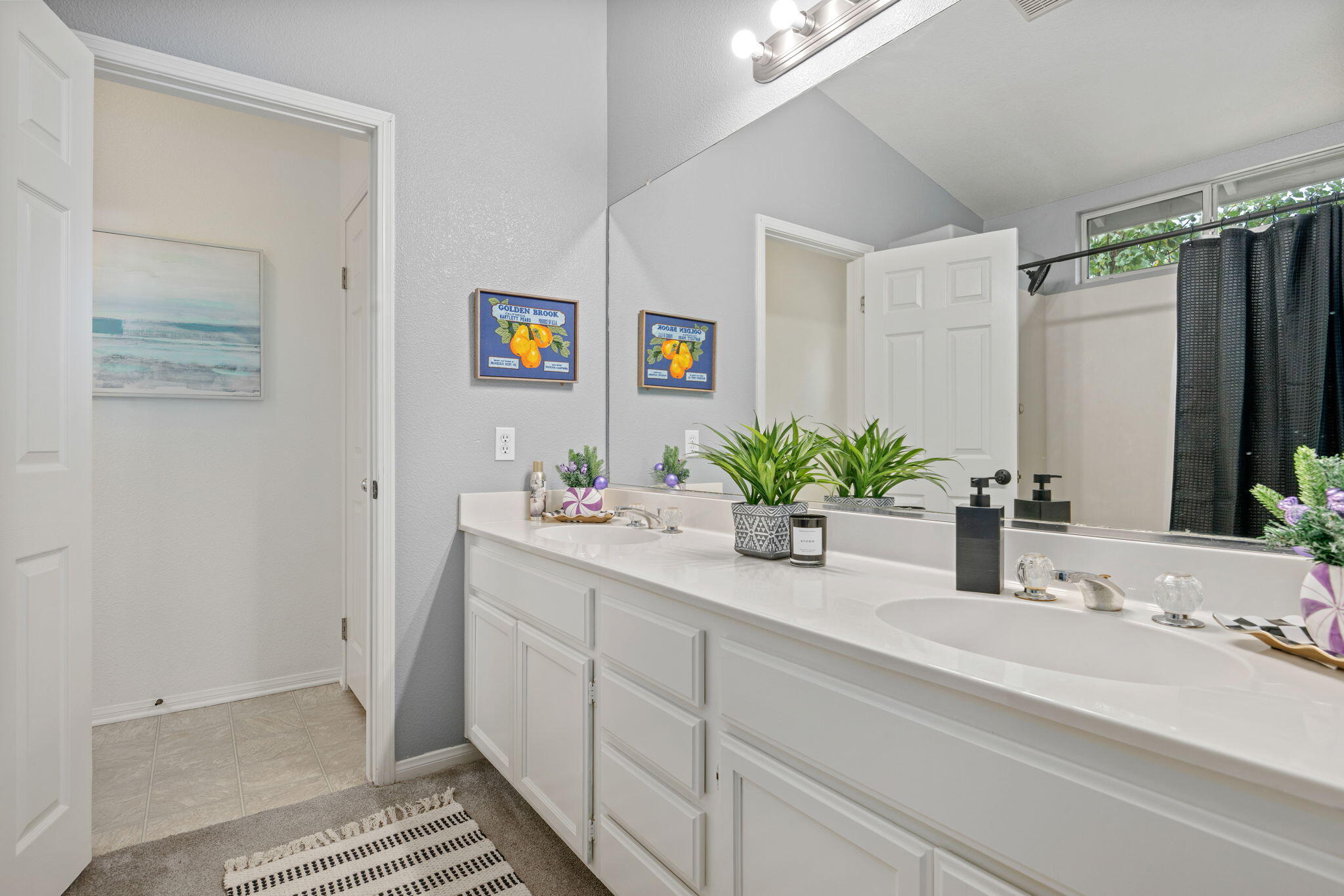 Los Alamos, California 93440, United States, 3 Bedrooms Bedrooms, ,3 BathroomsBathrooms,Residential,Active,247306