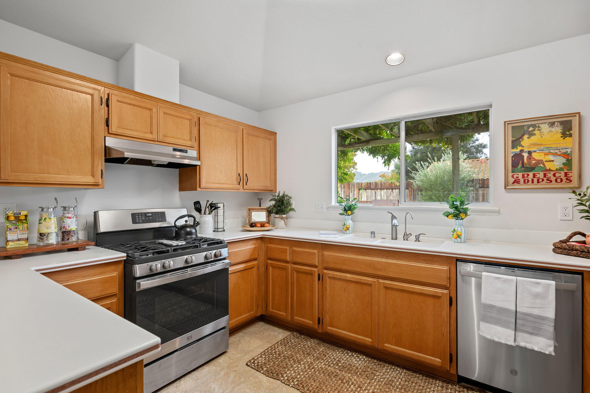 Los Alamos, California 93440, United States, 3 Bedrooms Bedrooms, ,3 BathroomsBathrooms,Residential,Active,247306