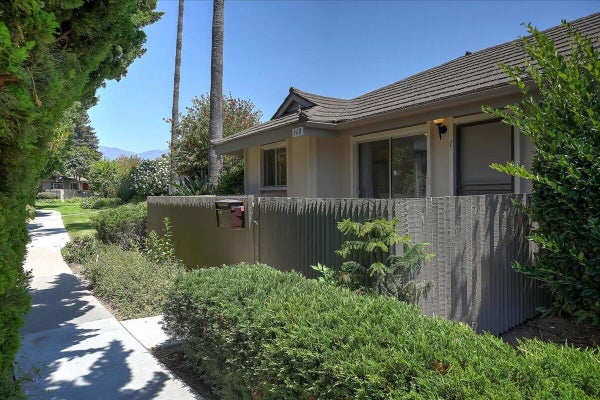 360 MORETON BAY LN UNIT 1, GOLETA, CA 93117 - Image 2a65880784b8de3484ebfb17c54fbdaf/1679604685