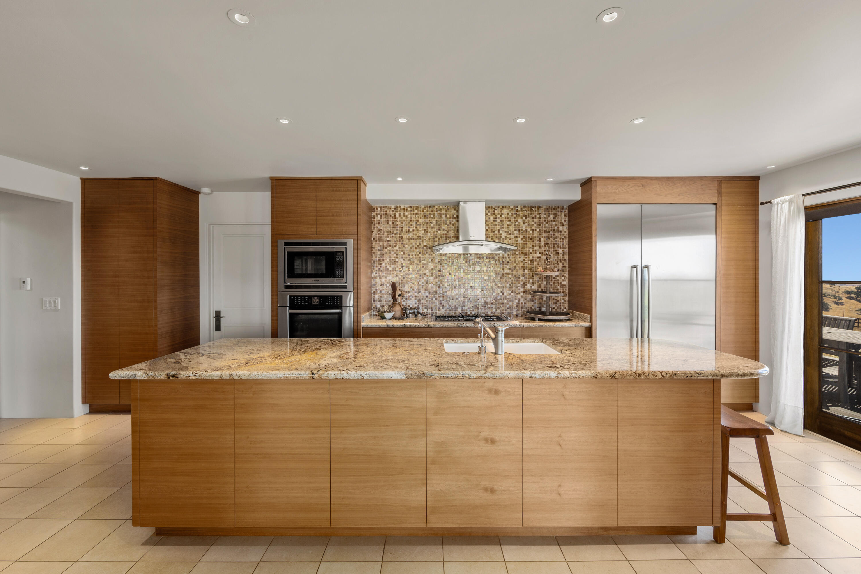 Santa Ynez, California 93460, United States, 6 Bedrooms Bedrooms, ,7 BathroomsBathrooms,Residential,Active,139785