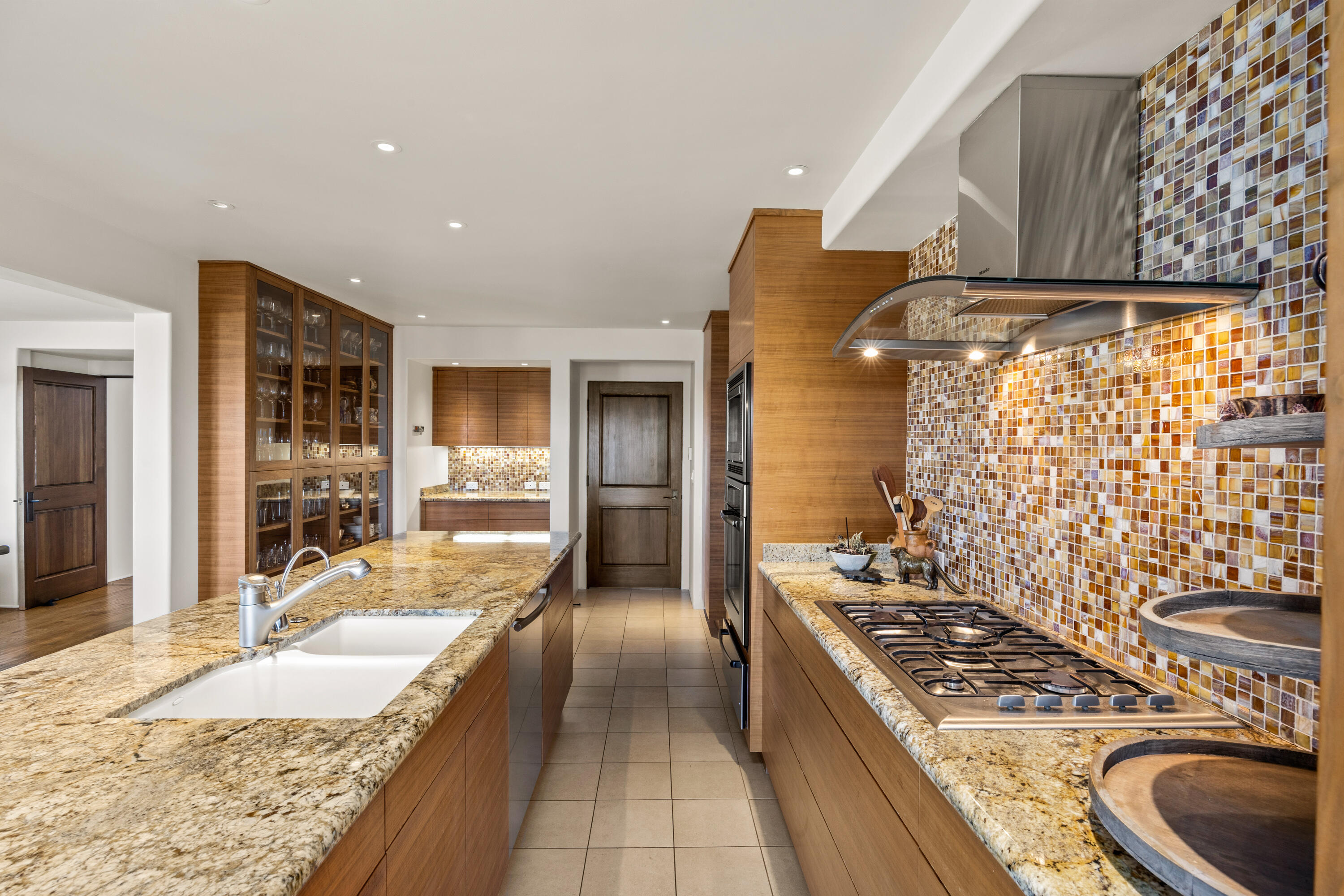 Santa Ynez, California 93460, United States, 6 Bedrooms Bedrooms, ,7 BathroomsBathrooms,Residential,Active,139785