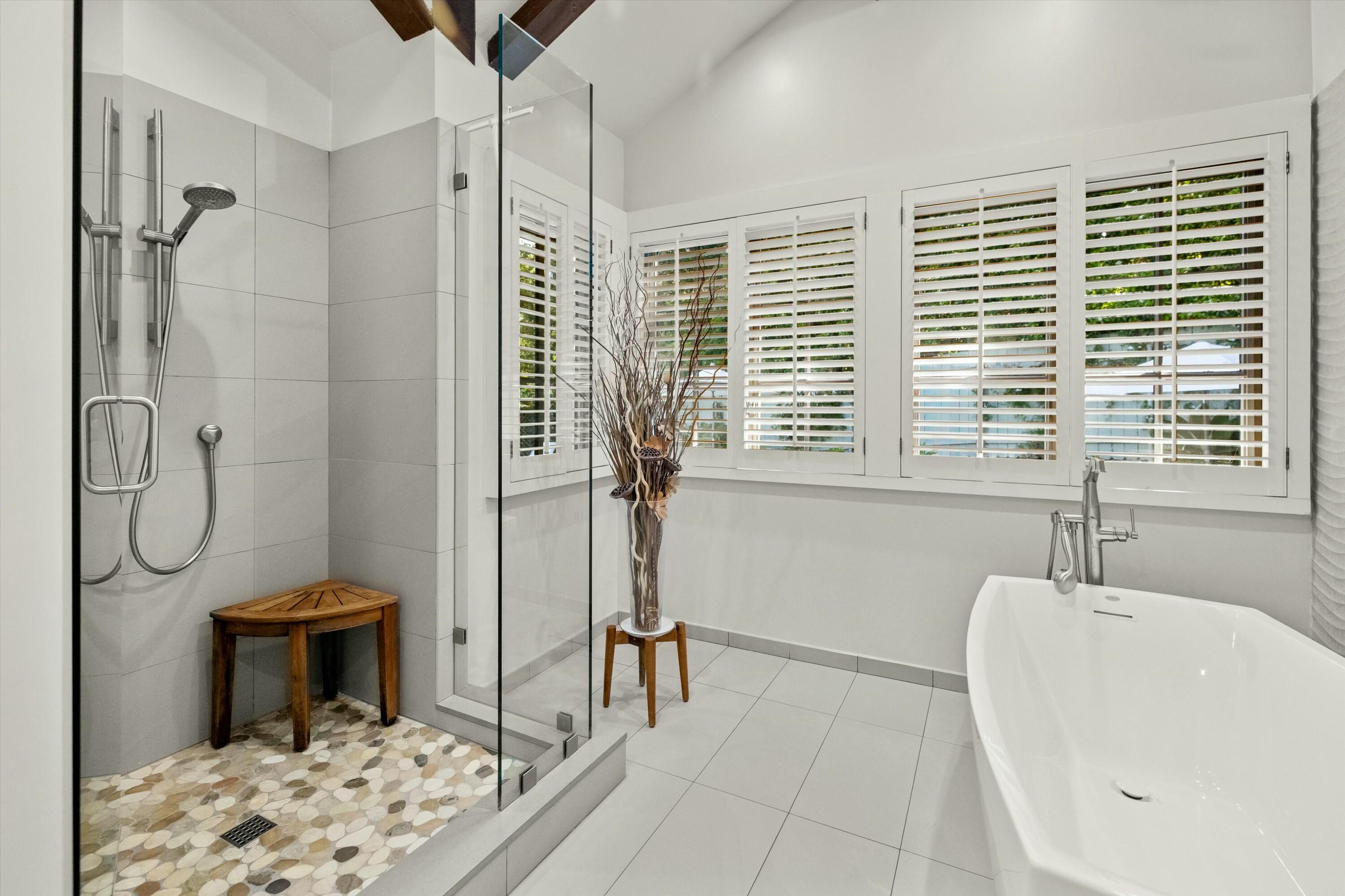 Santa Barbara, California 93108, United States, 4 Bedrooms Bedrooms, ,5 BathroomsBathrooms,Residential,Active,85075