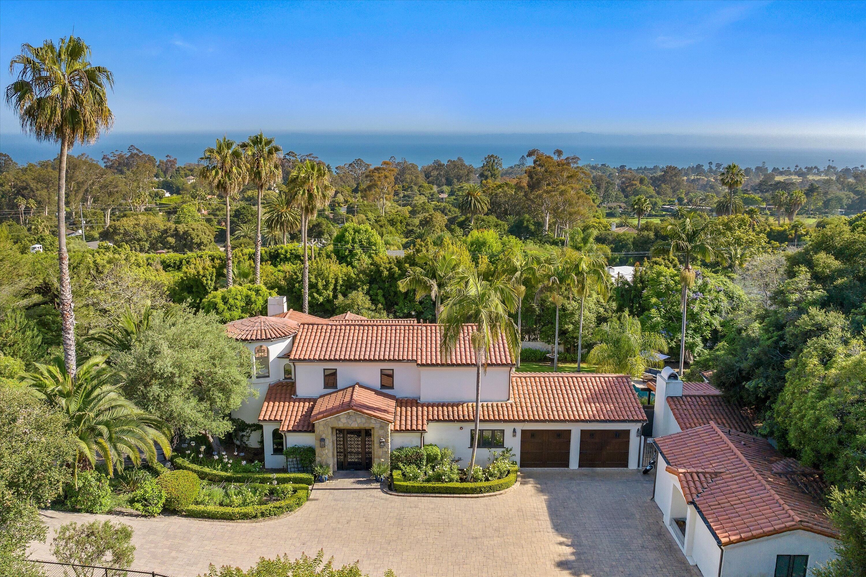 Montecito, California 93108, United States, 8 Bedrooms Bedrooms, ,9 BathroomsBathrooms,Residential,Active,150239