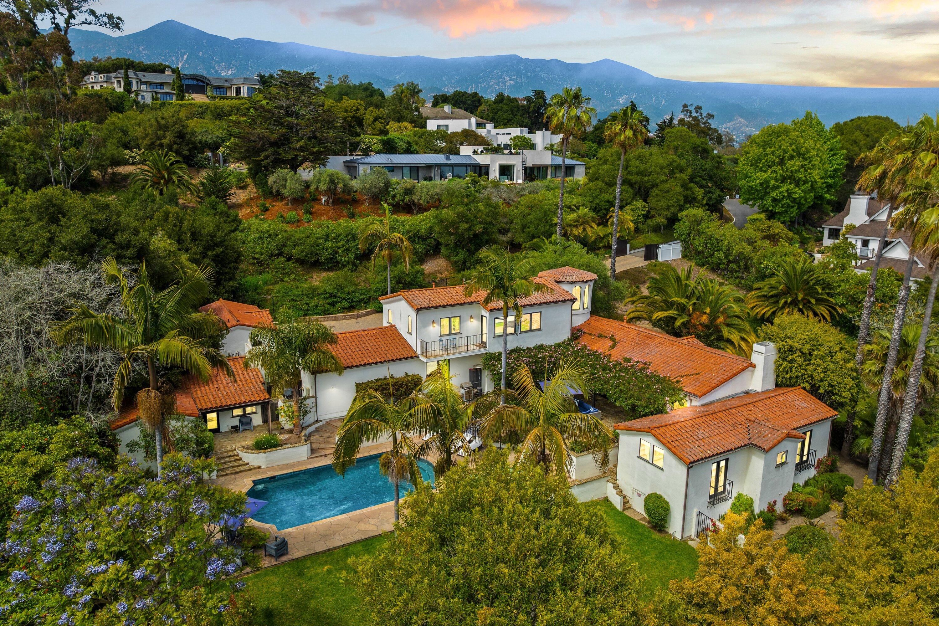 Montecito, California 93108, United States, 8 Bedrooms Bedrooms, ,9 BathroomsBathrooms,Residential,Active,150239