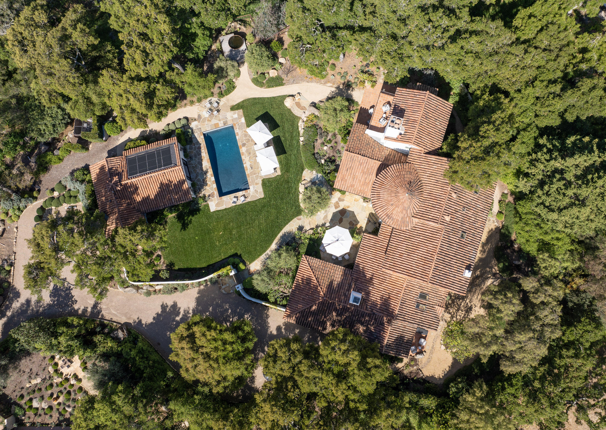 Montecito, California 93108, United States, 6 Bedrooms Bedrooms, ,5 BathroomsBathrooms,Residential,Active,34291