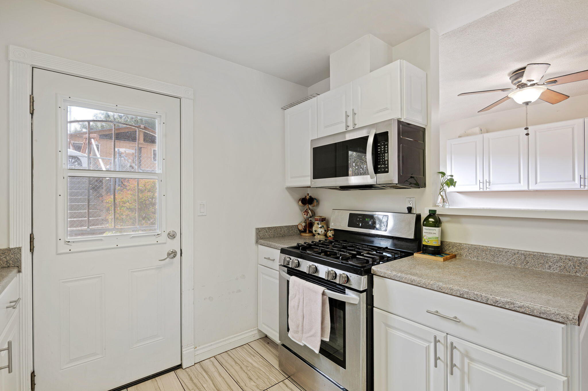 Goleta, California 93117, United States, 3 Bedrooms Bedrooms, ,2 BathroomsBathrooms,Residential,Active,108633