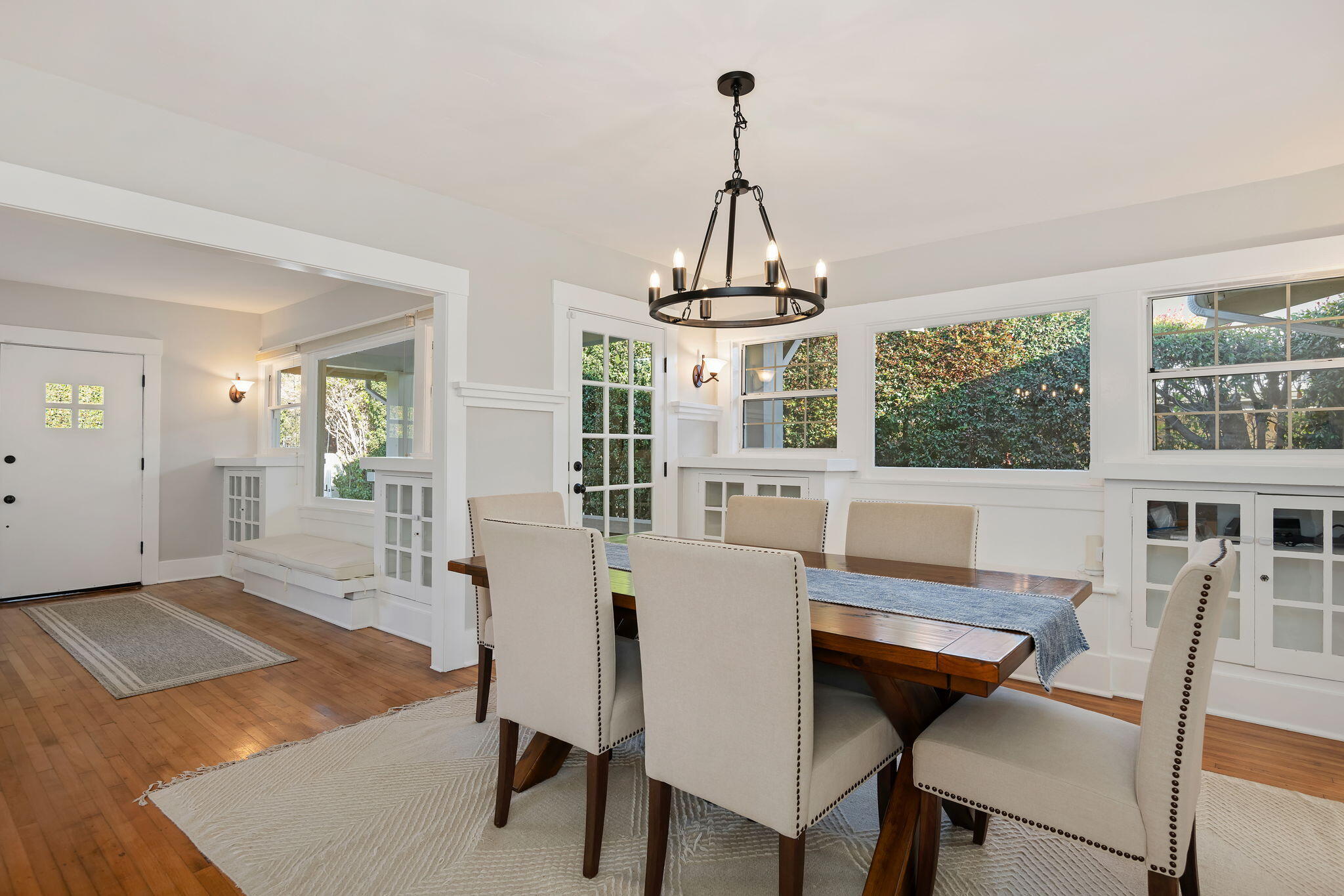 Santa Barbara, California 93105, United States, 3 Bedrooms Bedrooms, ,2 BathroomsBathrooms,Residential,Active,1220