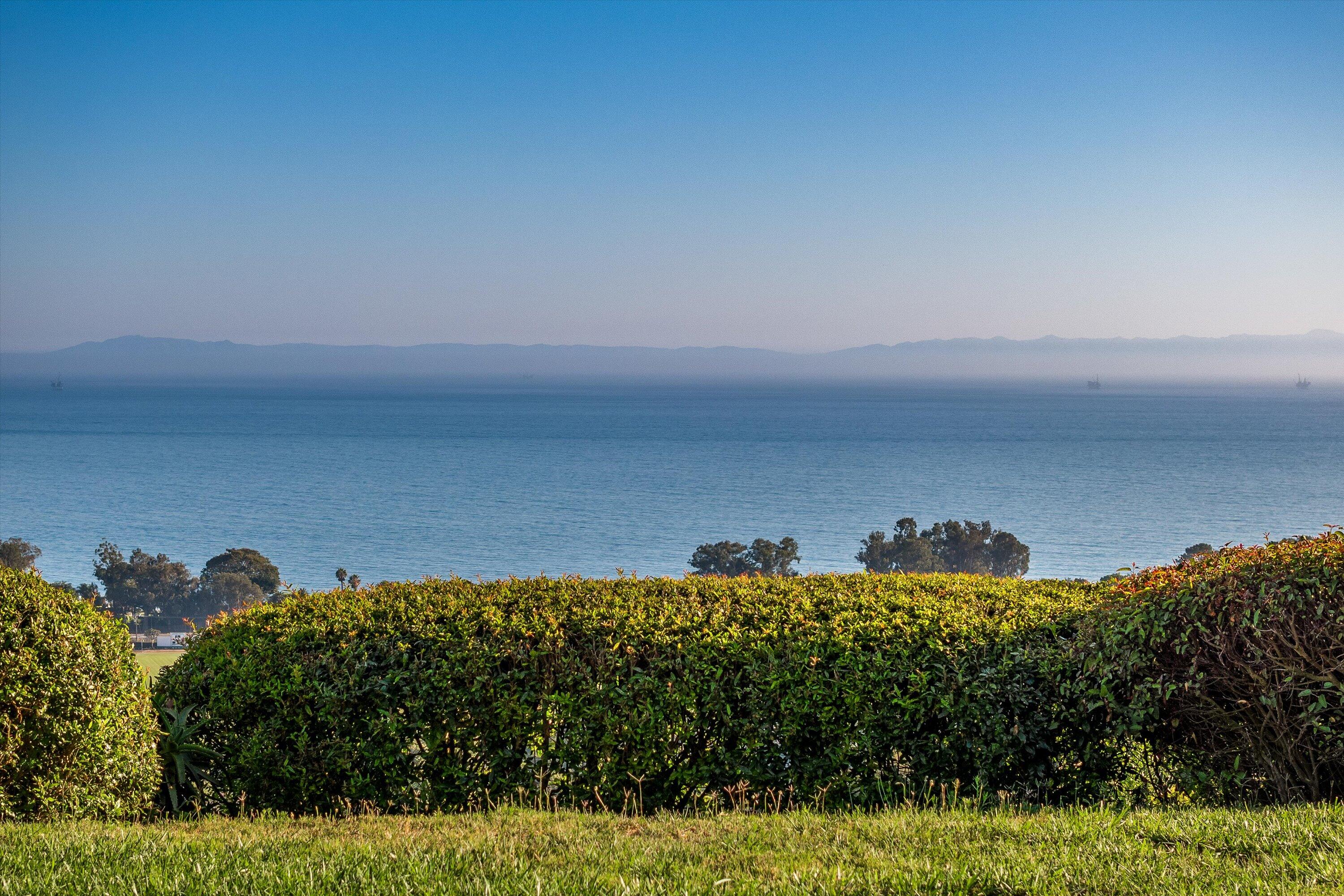 Carpinteria, California 93013, United States, 3 Bedrooms Bedrooms, ,2 BathroomsBathrooms,Residential,Active,45736