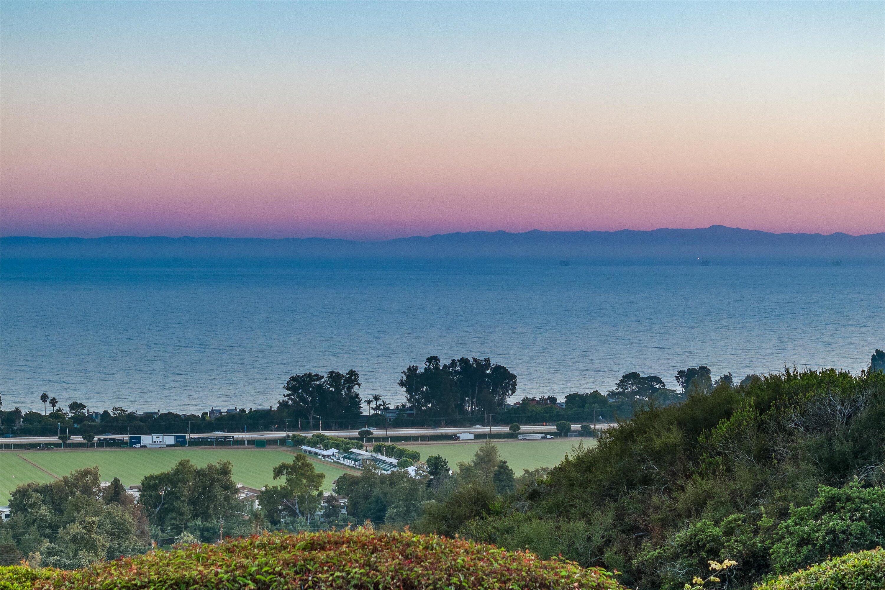 Carpinteria, California 93013, United States, 3 Bedrooms Bedrooms, ,2 BathroomsBathrooms,Residential,Active,45736