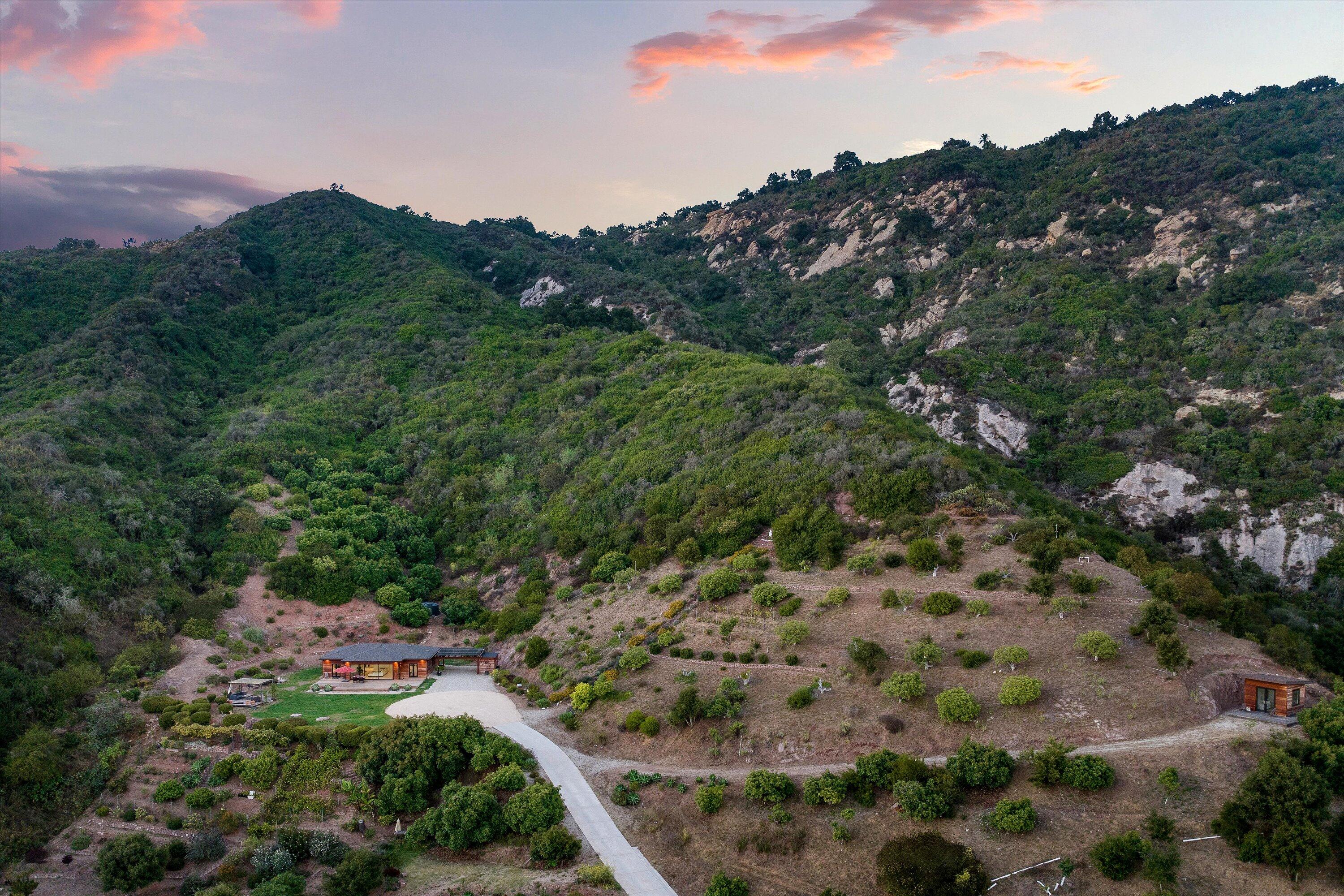 Carpinteria, California 93013, United States, 3 Bedrooms Bedrooms, ,2 BathroomsBathrooms,Residential,Active,45736