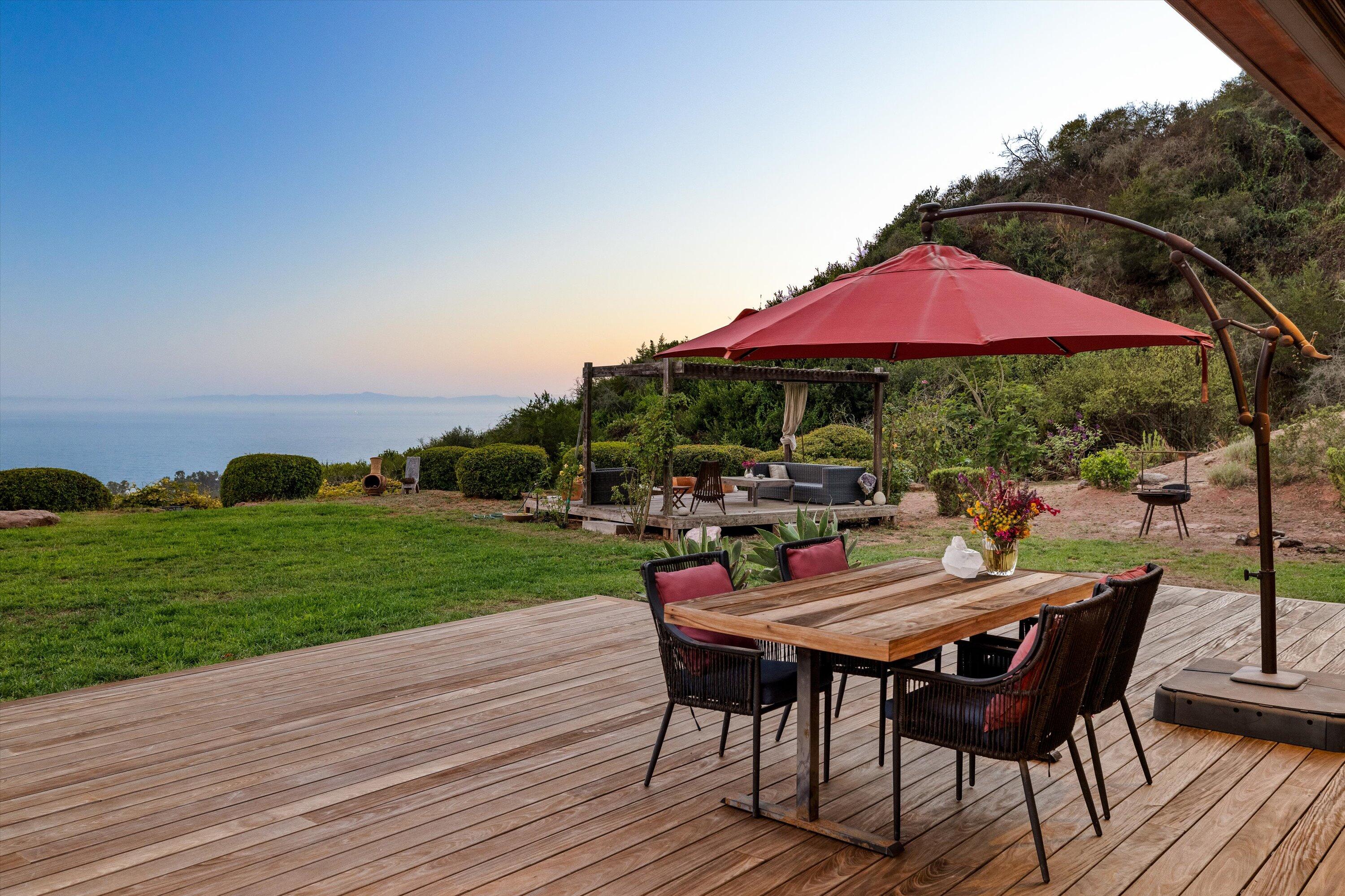 Carpinteria, California 93013, United States, 3 Bedrooms Bedrooms, ,2 BathroomsBathrooms,Residential,Active,45736