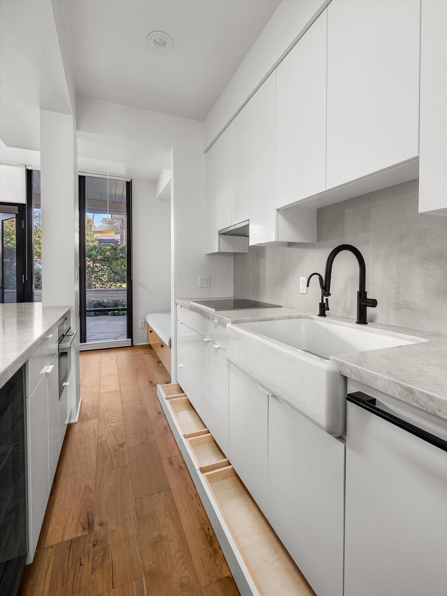 Montecito, California 93108, United States, 1 Bedroom Bedrooms, ,1 BathroomBathrooms,Residential,Active,235883